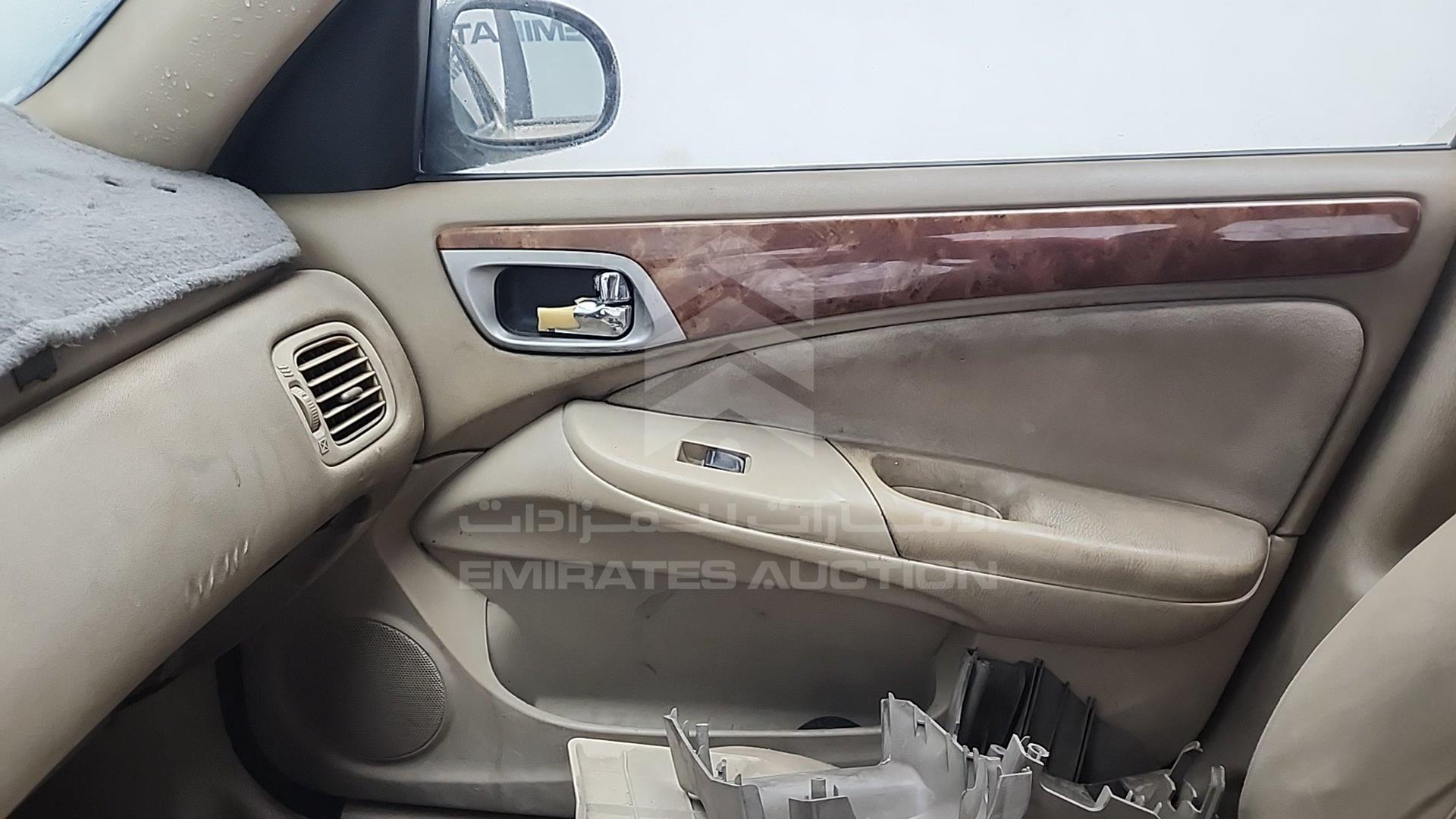 2005 NISSAN SUNNY VIN: JN1BN61C55W015090