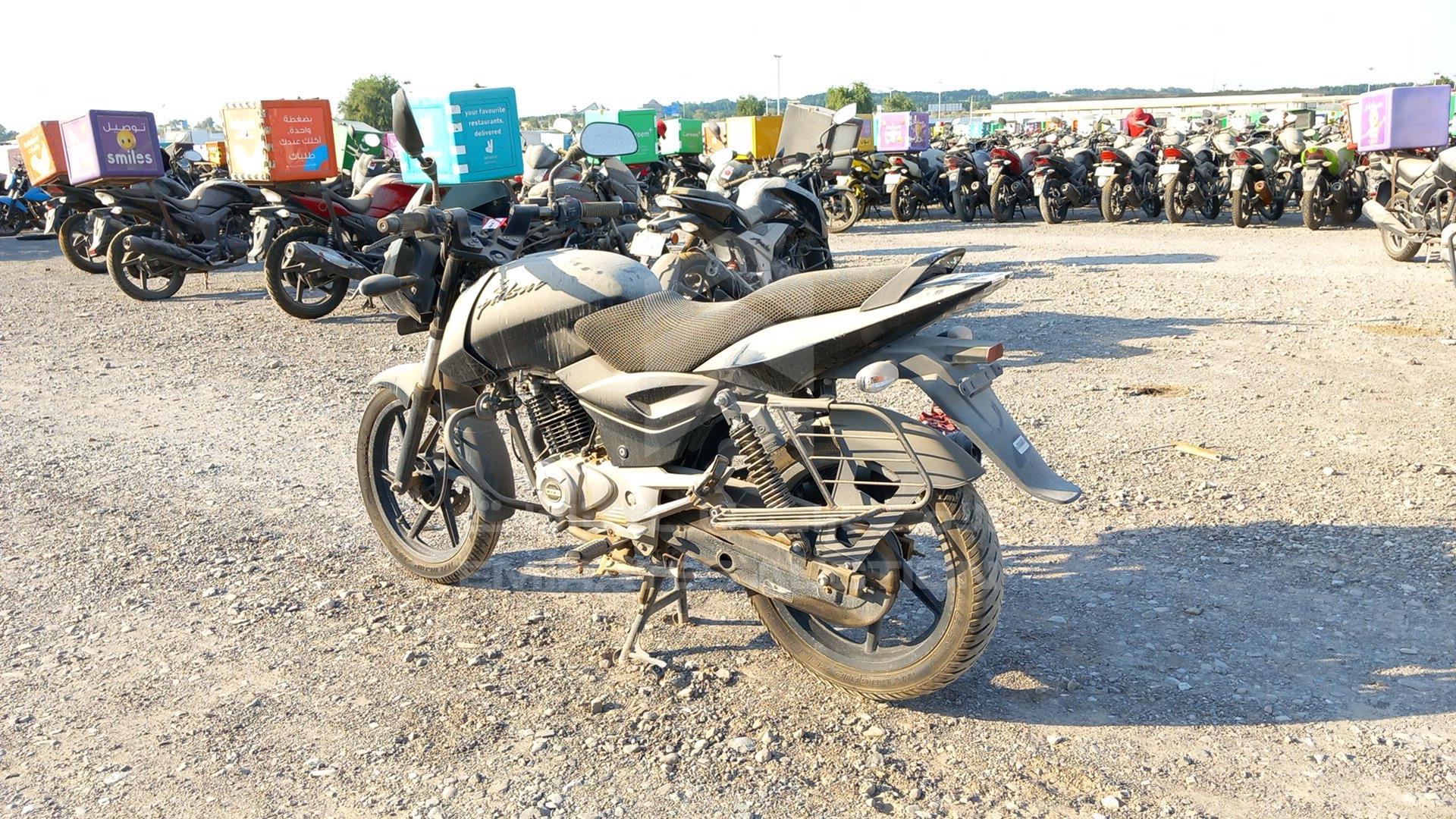 2014 BAJAJ 150 CC VIN: MD2A11CZ7DCJ65205