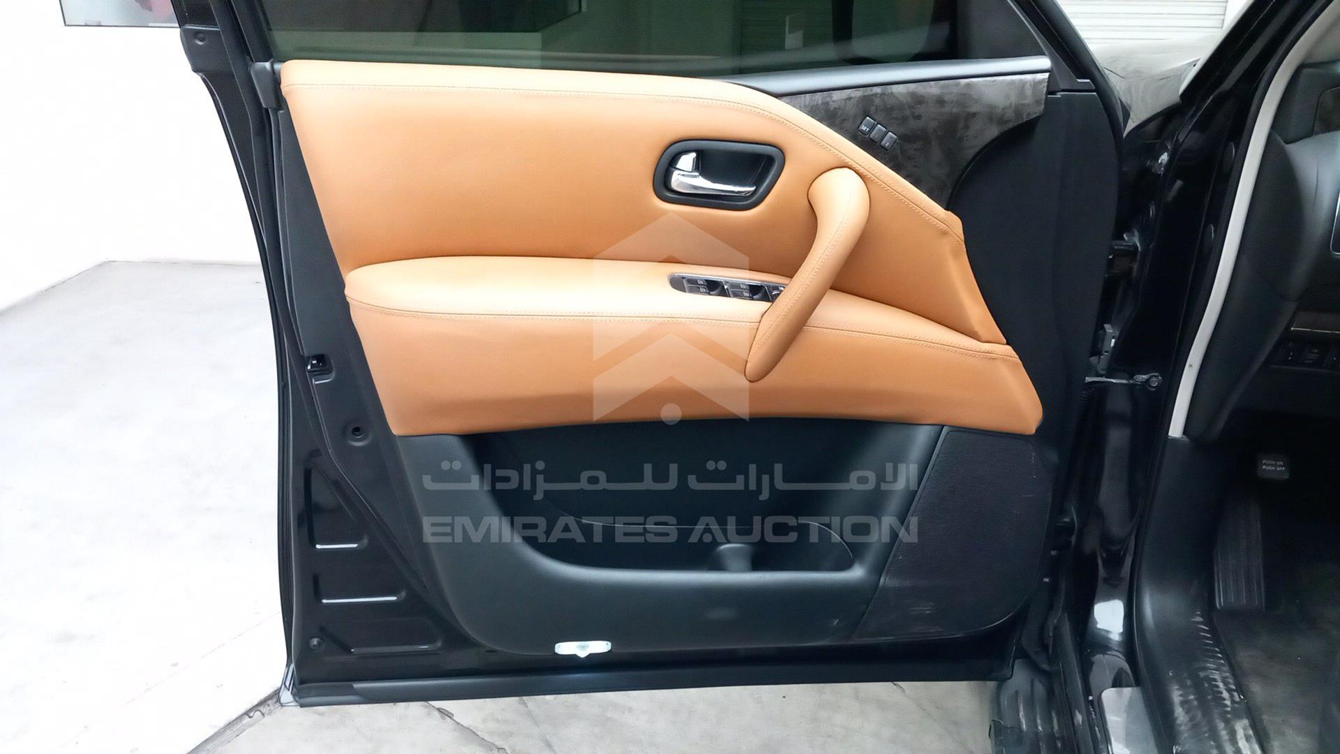 2011 INFINITI QX56 VIN: JN8AZ2ND5B9701783