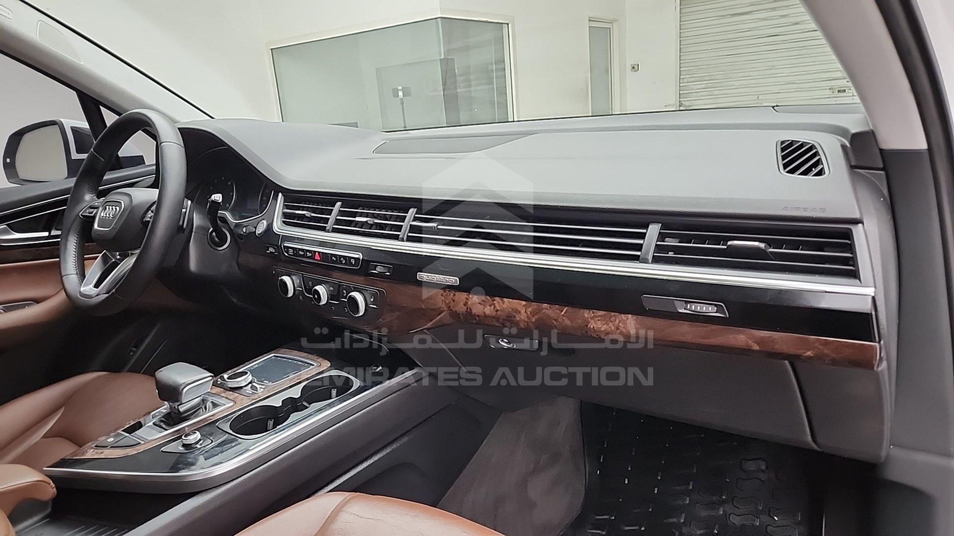 2017 AUDI Q7 VIN: WA1LAAF75HD026709