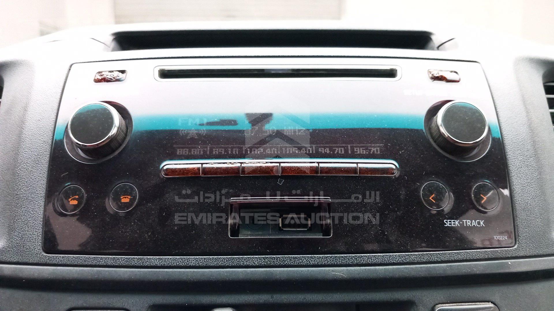 2015 TOYOTA HILUX VIN: MR0FX22G7F1437655