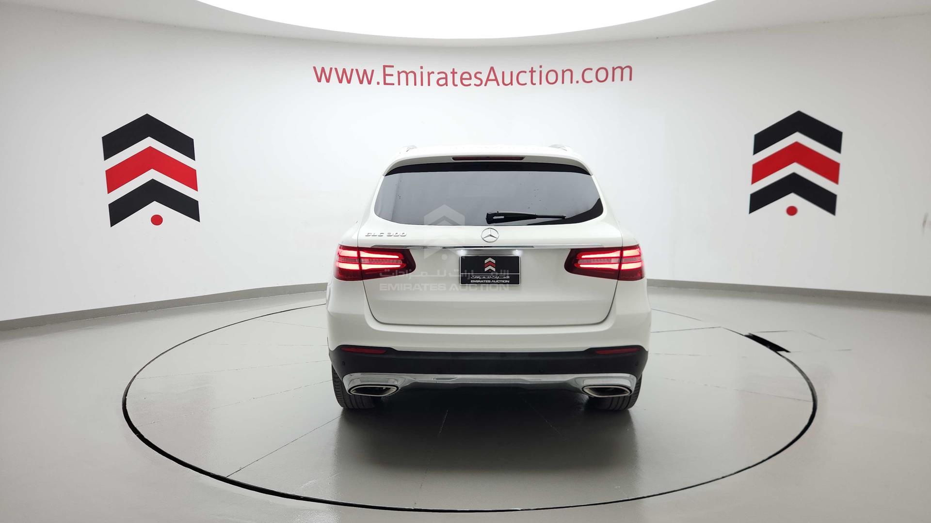 2019 MERCEDES GLC 300 VIN: WDC0G4JB9KV182140