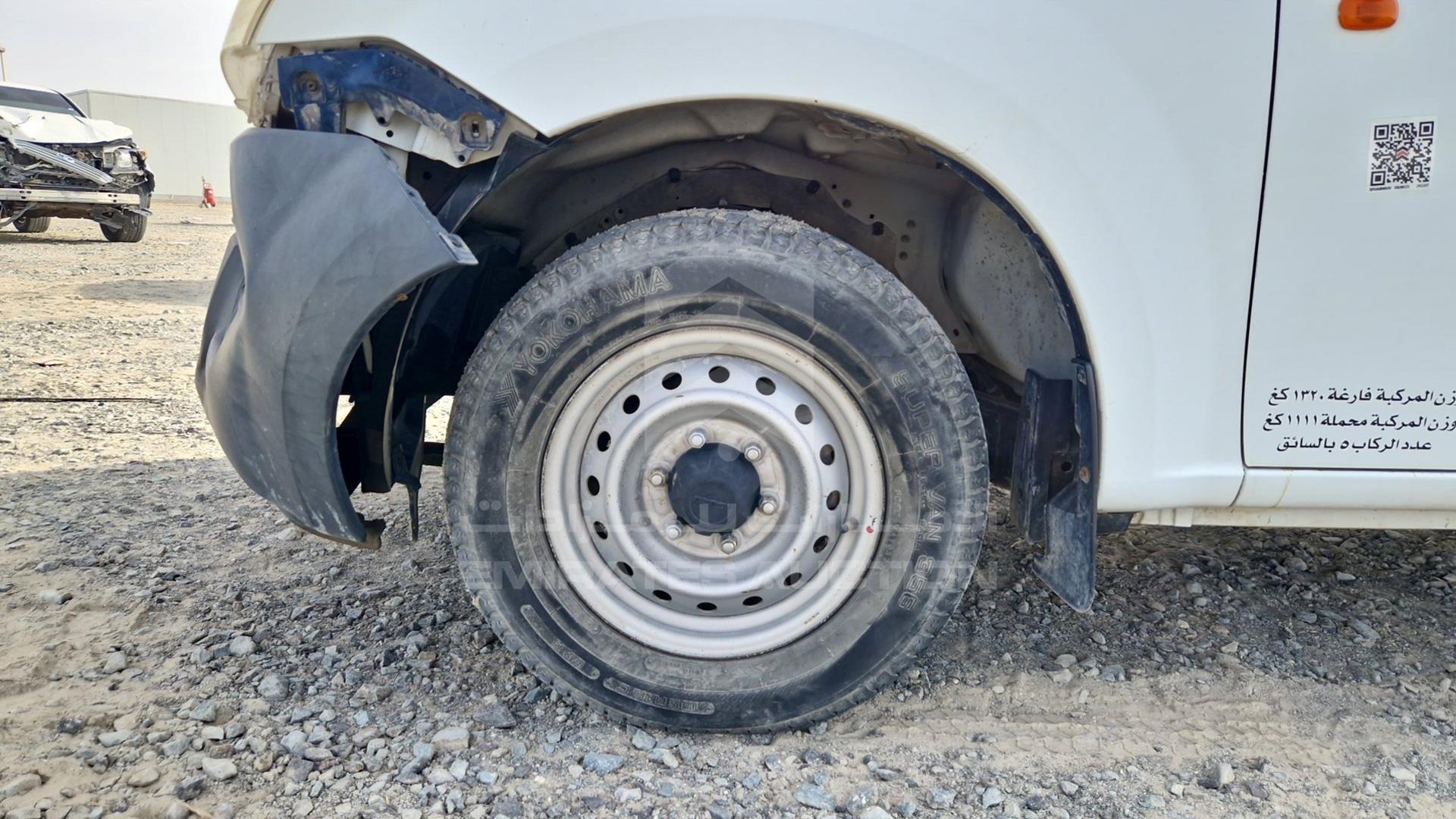 2015 ISUZU D-MAX VIN: MPAEL34C1FT003913