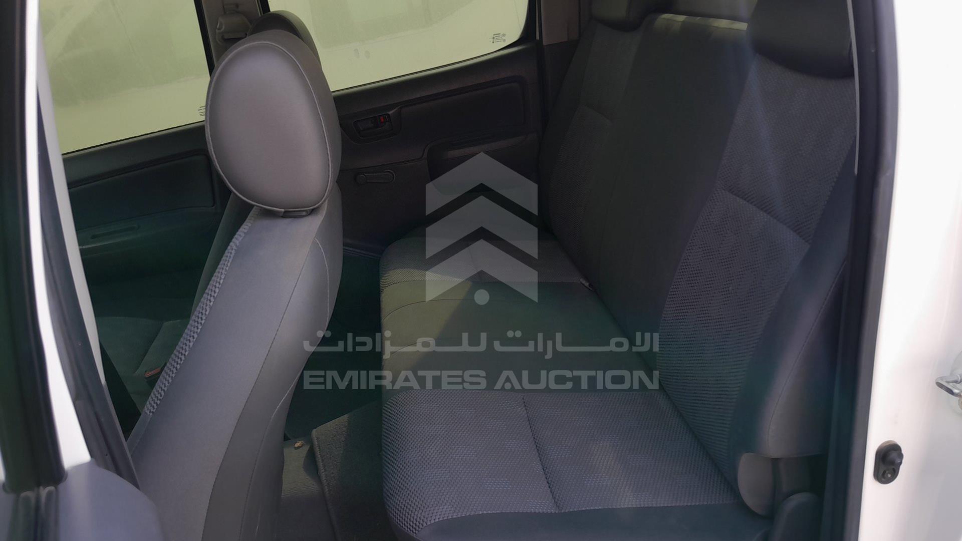2014 TOYOTA HILUX VIN: MR0EX12G4E2347149