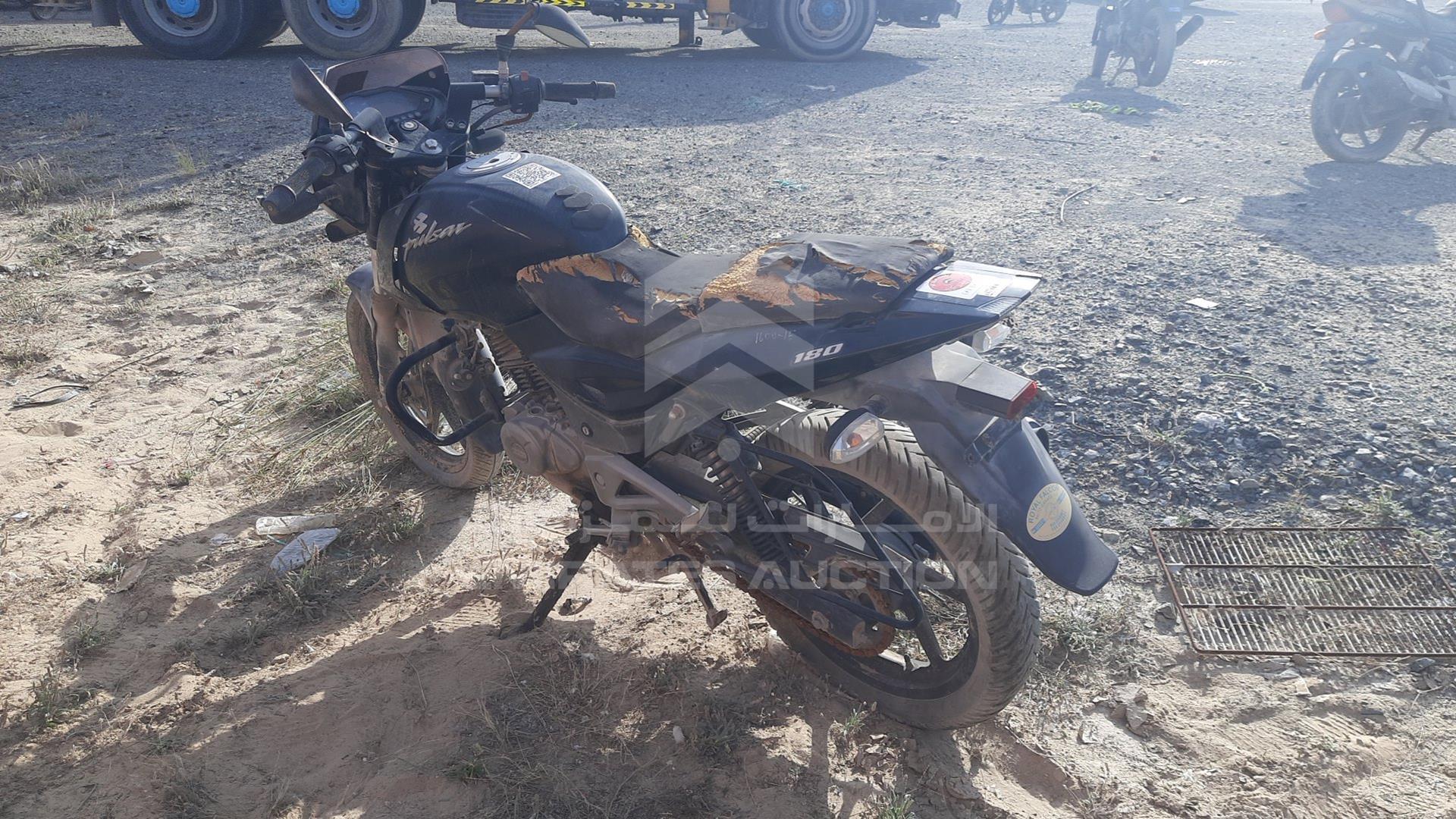 2014 BAJAJ PULSAR 180CC VIN: MD2A12DZ2ECC02086