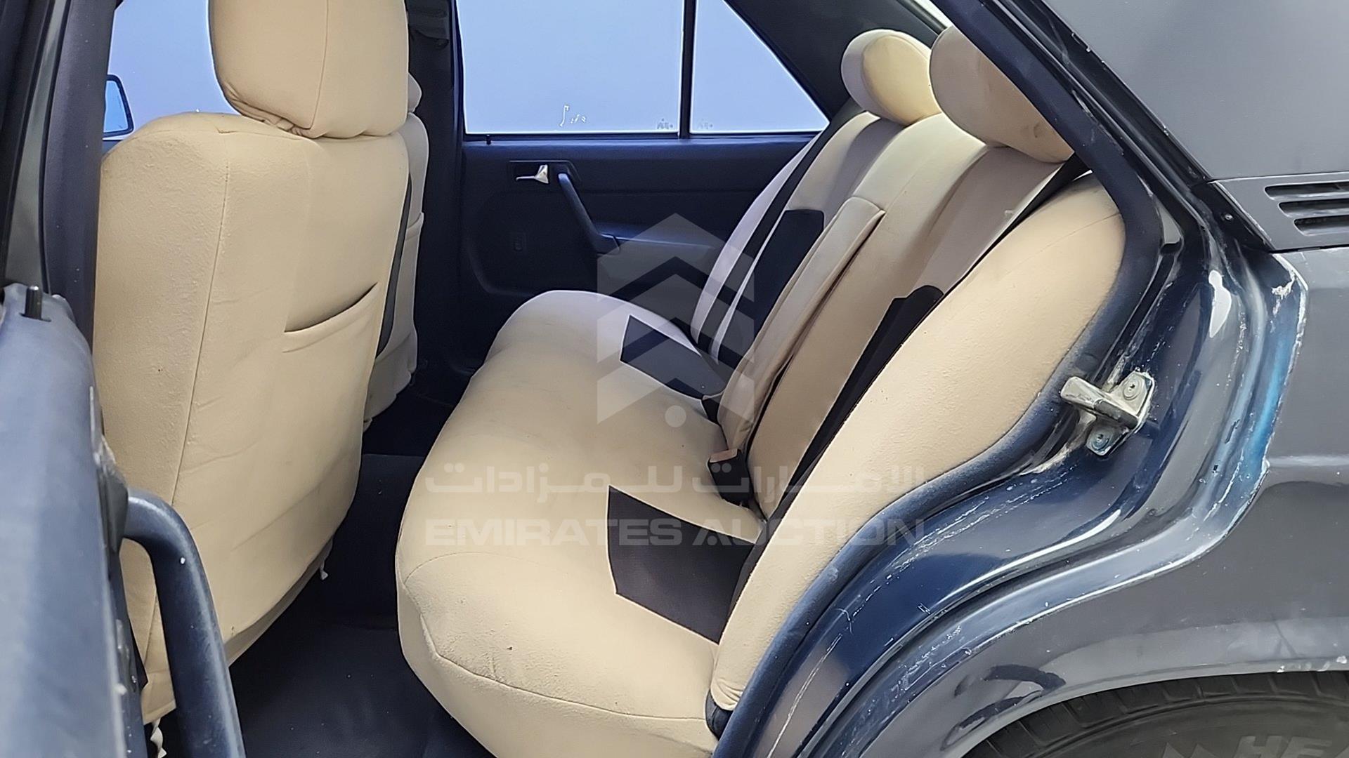 1993 MERCEDES E 190 VIN: WDB2010241G048842