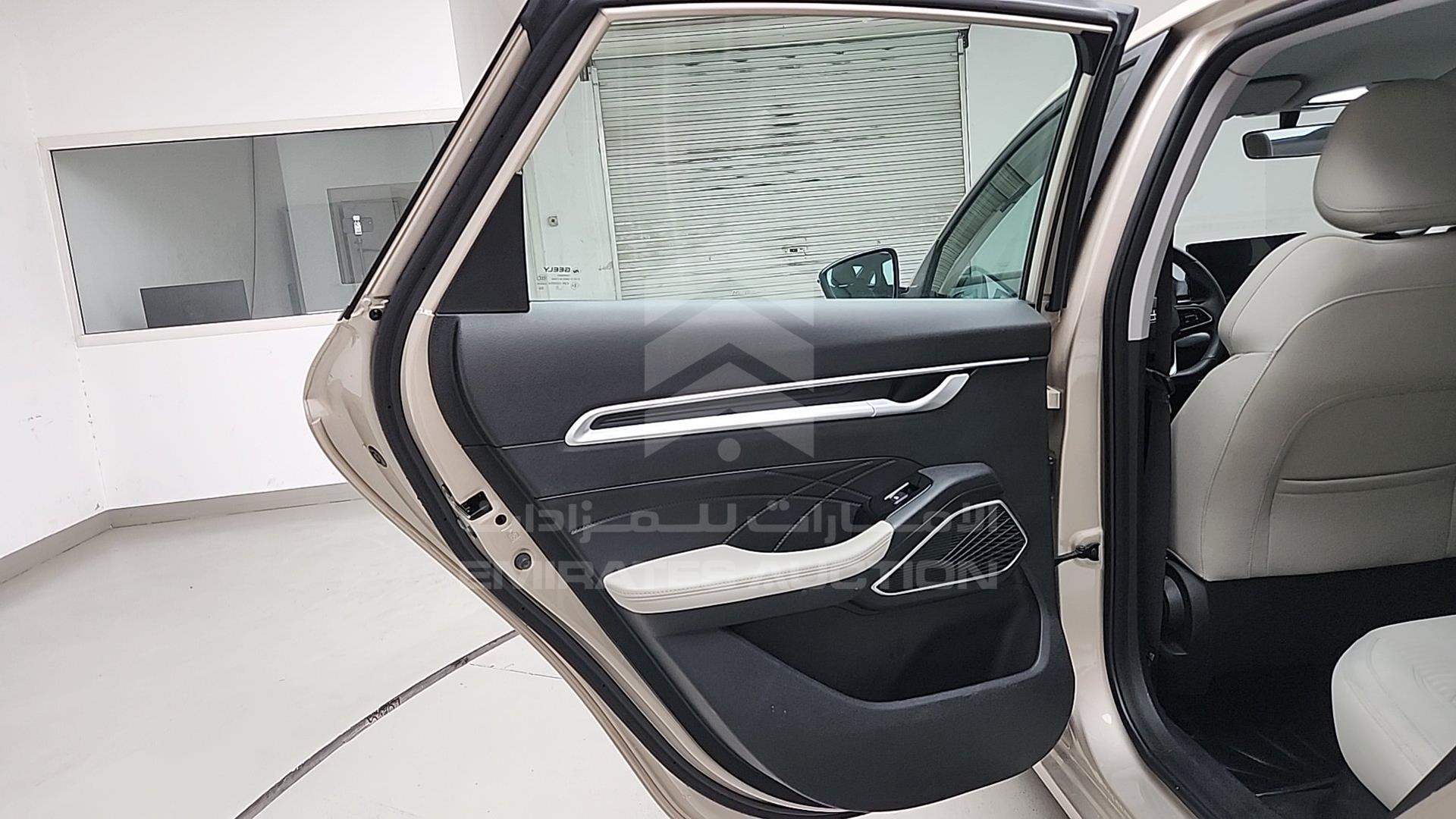 2024 GEELY EMGRAND VIN: LB3F31S24RG016802