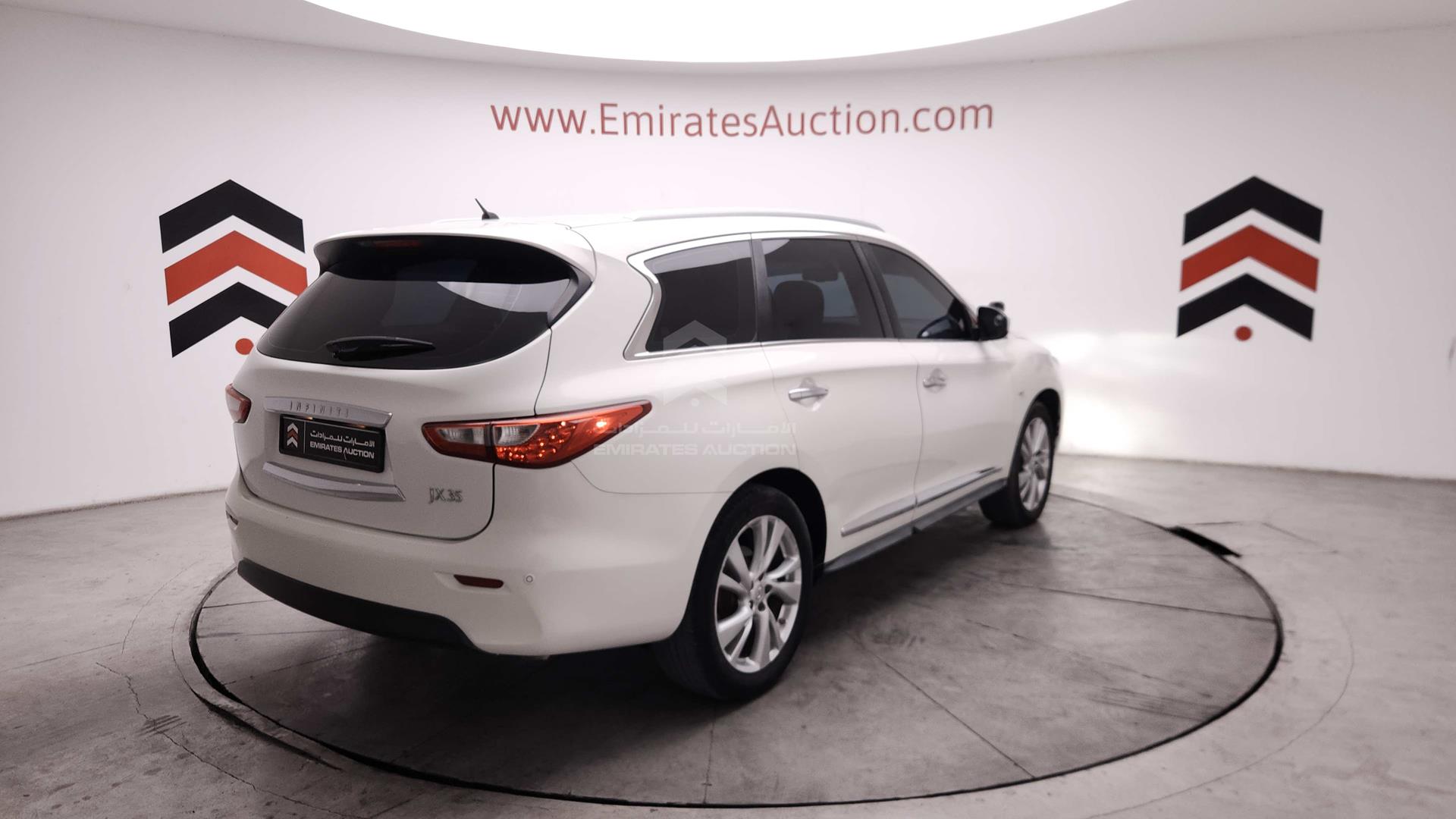 2013 INFINITI JX 35 VIN: 5N1AL0MM5DC331083