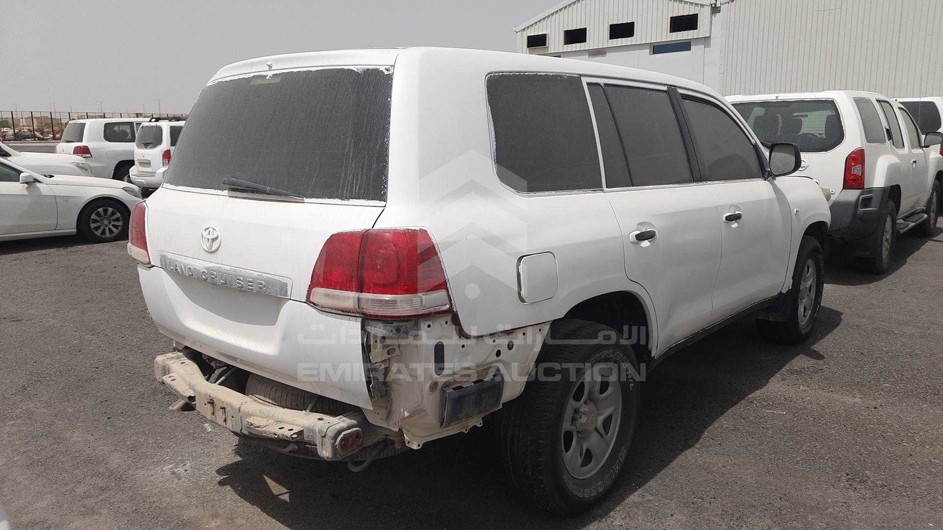 2011 TOYOTA LAND CRUISER VIN: JTMDU09J8B4034801
