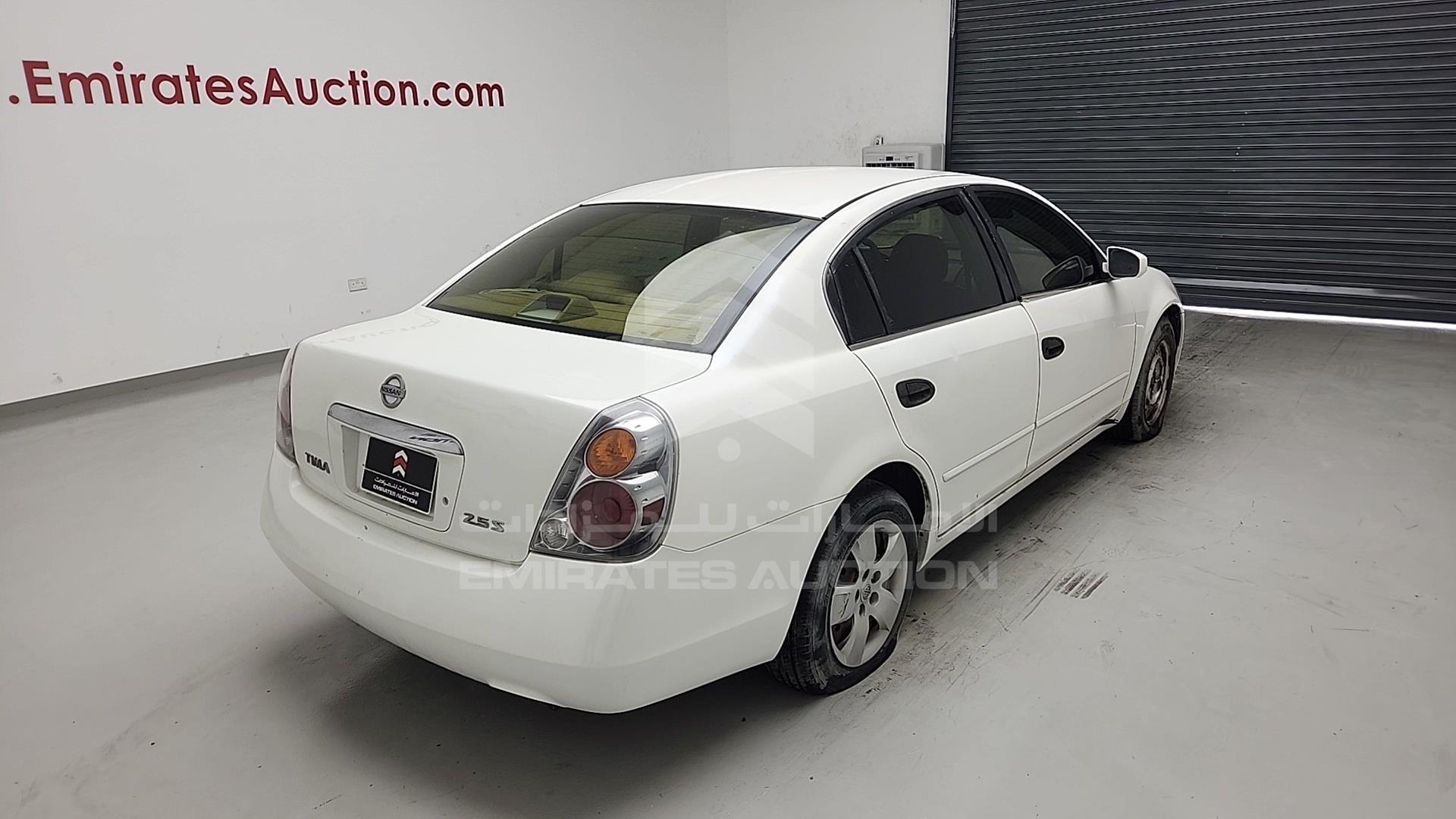 2005 NISSAN ALTIMA VIN: 1N4AL11D05C160040