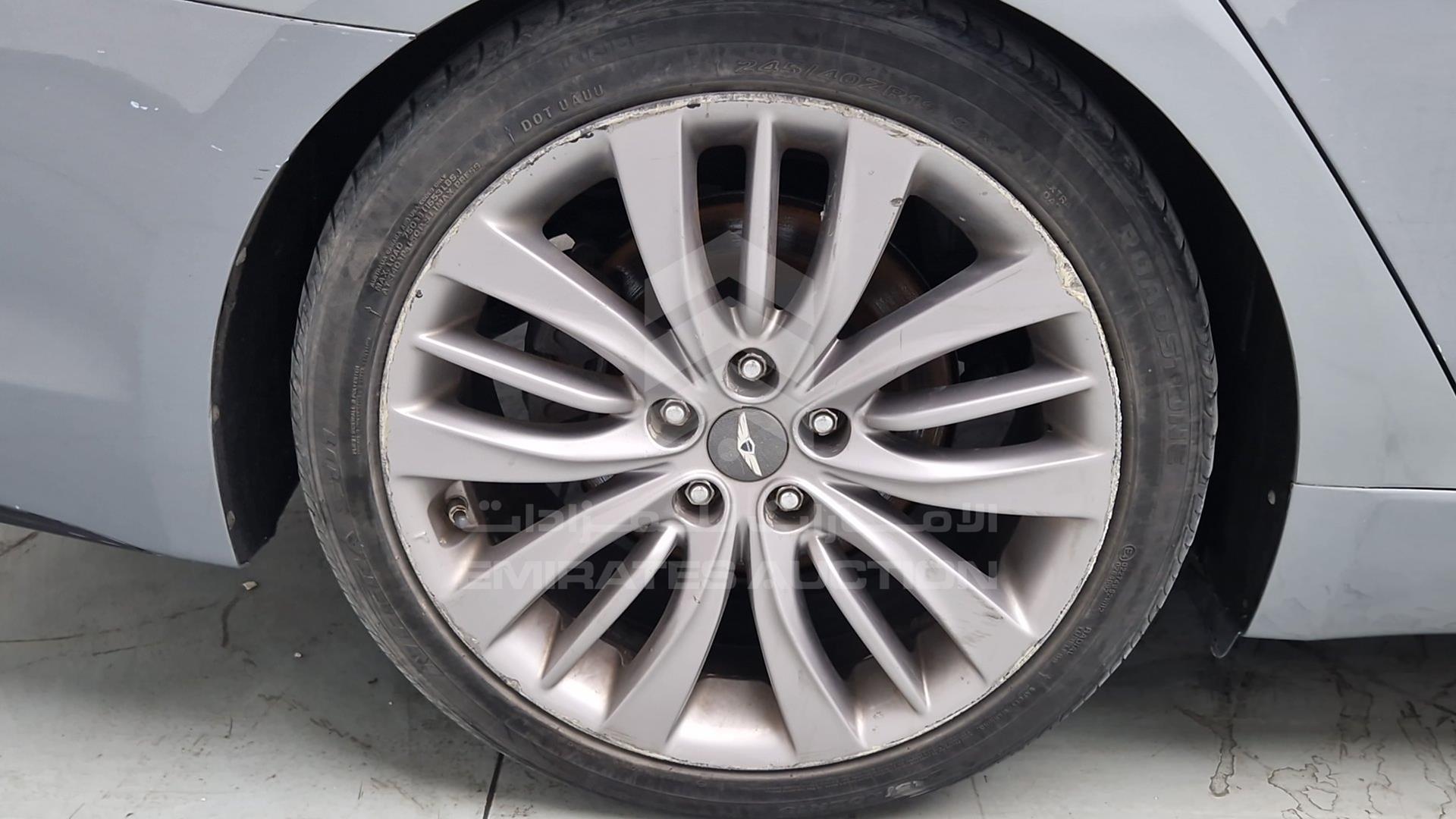 2016 HYUNDAI GENESIS VIN: KMHGM41DDGU126104