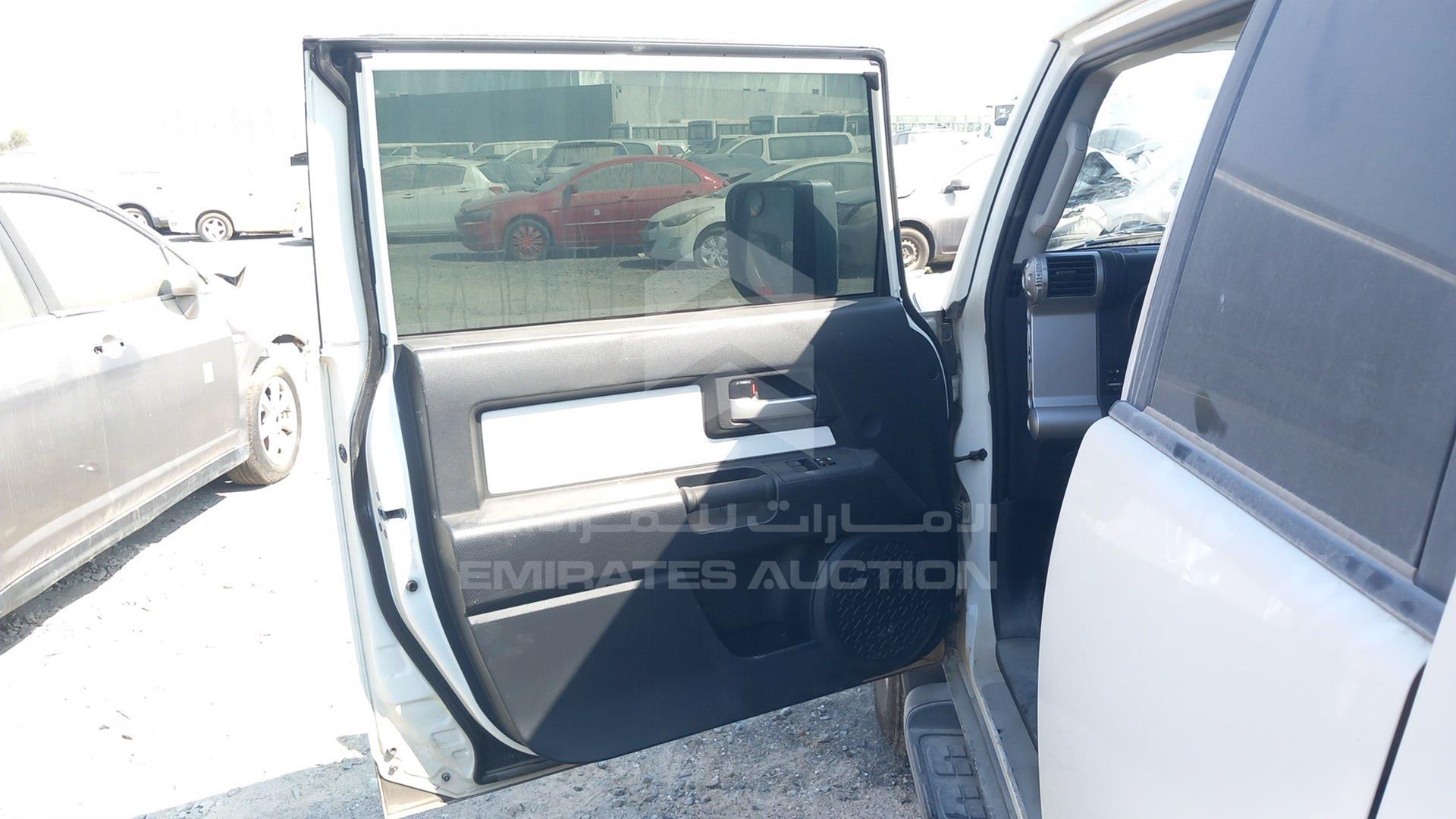2022 TOYOTA FJ CRUISER VIN: JTEBU11F6NK266863