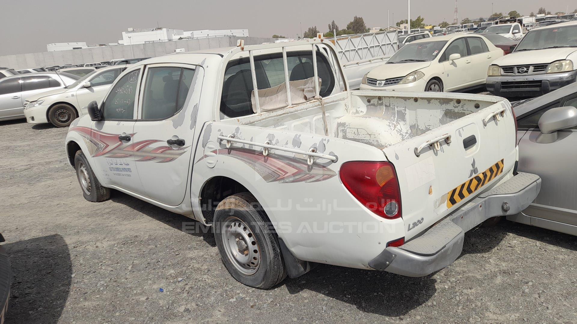 2013 MITSUBISHI L 200 VIN: MMBJNKA50DD019912