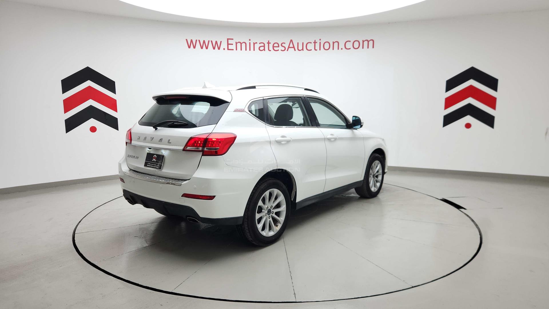 2018 HAVAL H2 VIN: LGWEE4A49JH903550