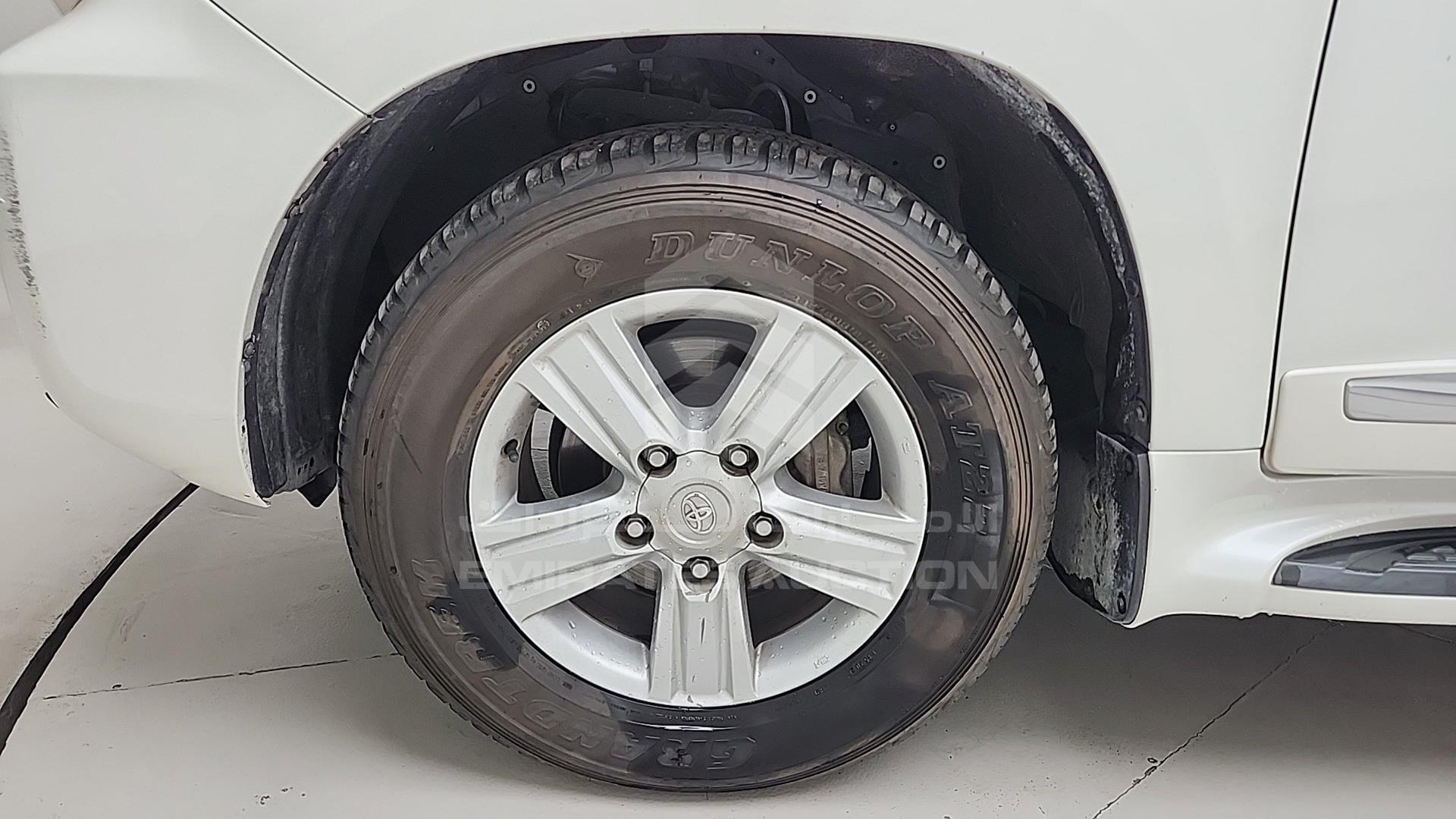 2014 TOYOTA LAND CRUISER VIN: JTMHX09J9E5043076