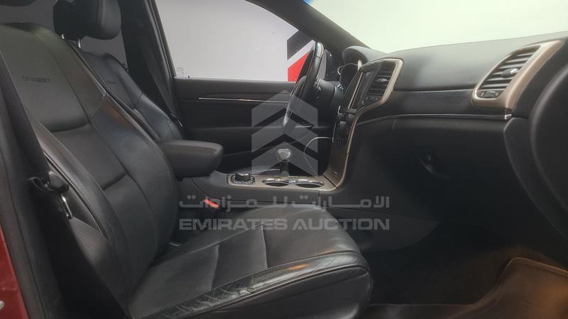 VIN: 1C4RJFJT0EC253275 Auction: EmiratesAuction Lot: 408759 VIN: 1C4RJFJT0EC253275 Jeep Grand Cherokee 2014 RED Photo 39