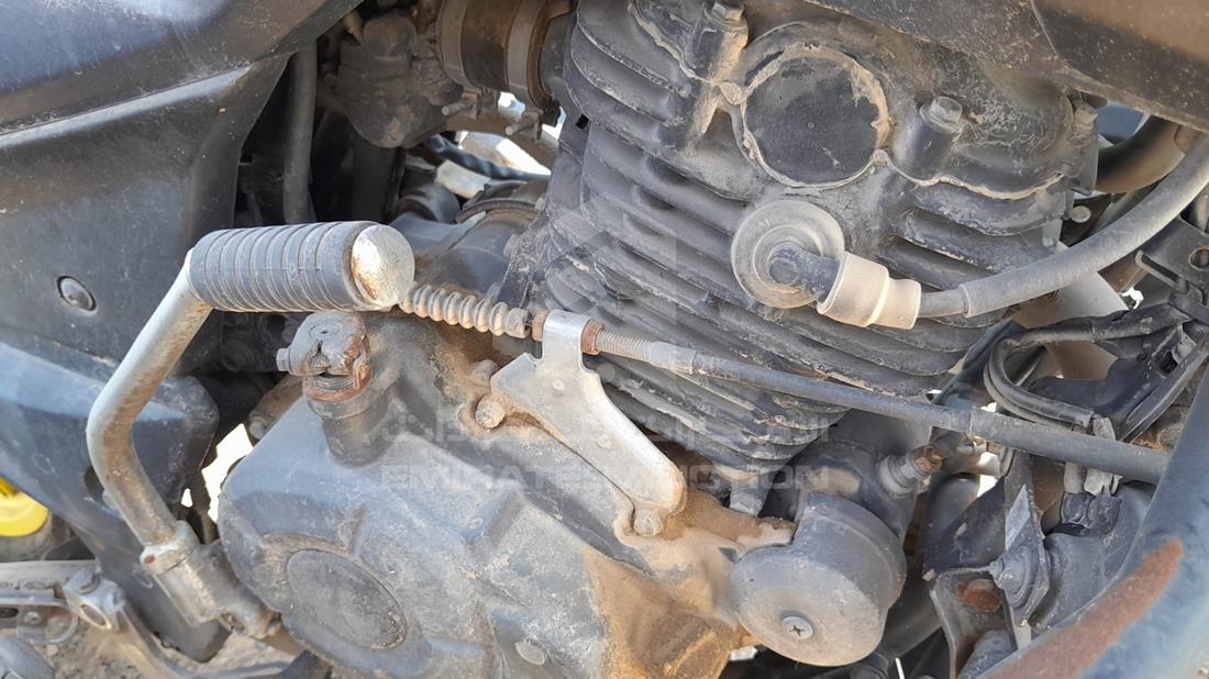 6 Motorbikes — Engine Bay — Photo 28