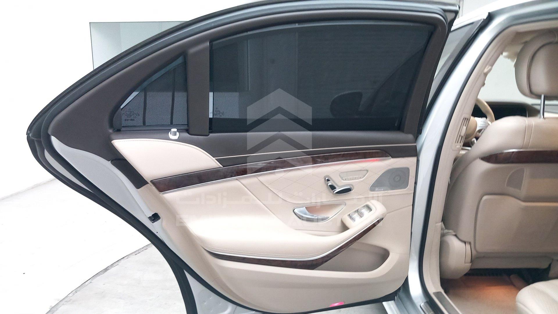 2015 MERCEDES S 63 AMG VIN: WDDUG7JB7FA074434