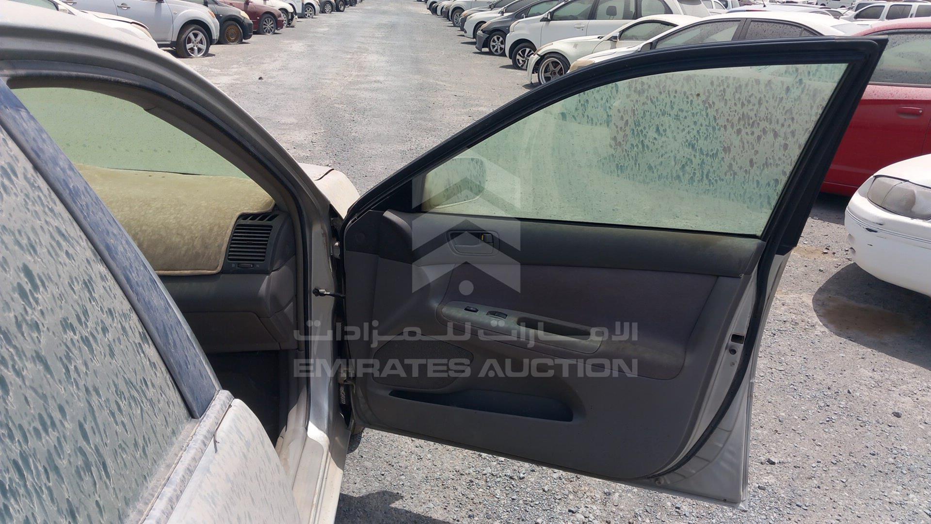 2004 TOYOTA CAMRY VIN: 4T1BE32K54U918671