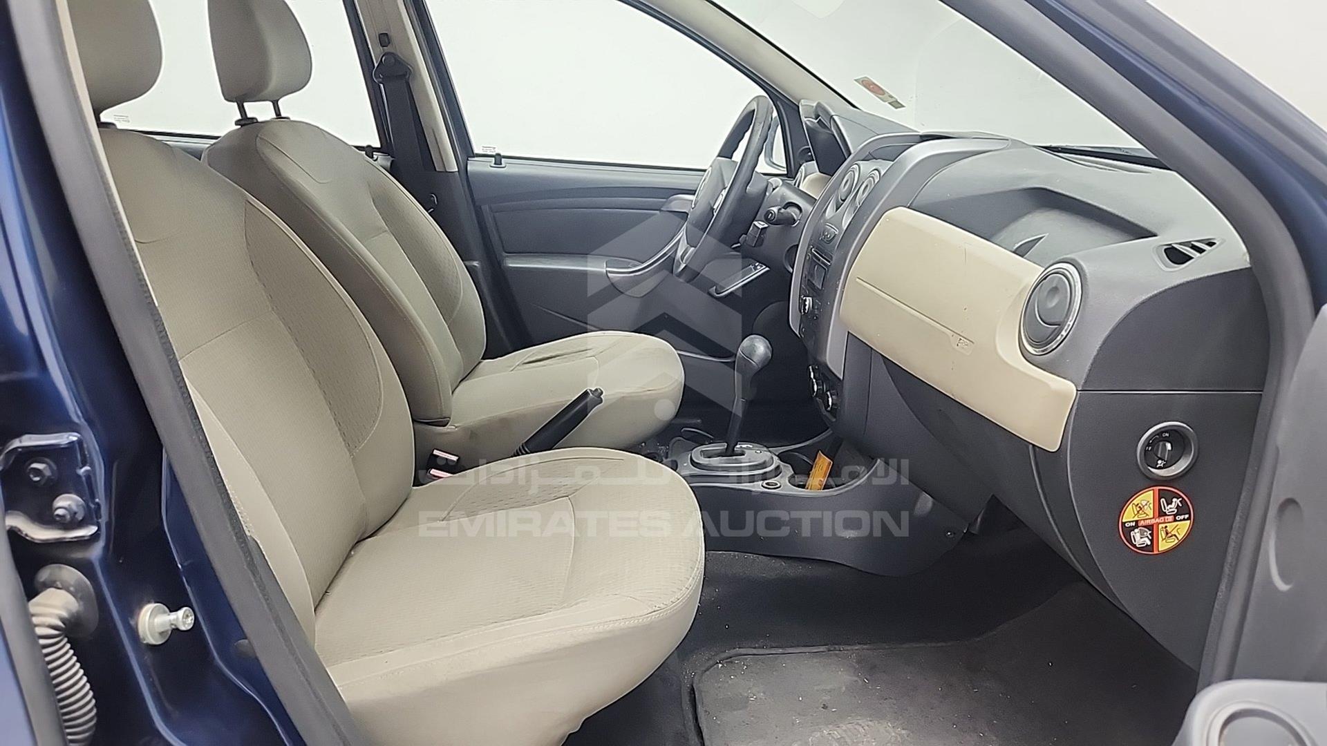 2017 RENAULT DUSTER VIN: VF1HSRCH8HA528635