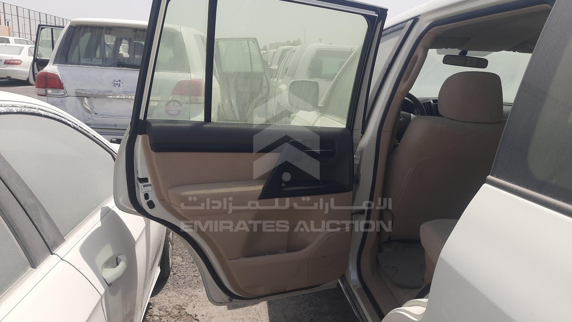 2013 TOYOTA LAND CRUISER VIN: JTMDU09J8D4063802