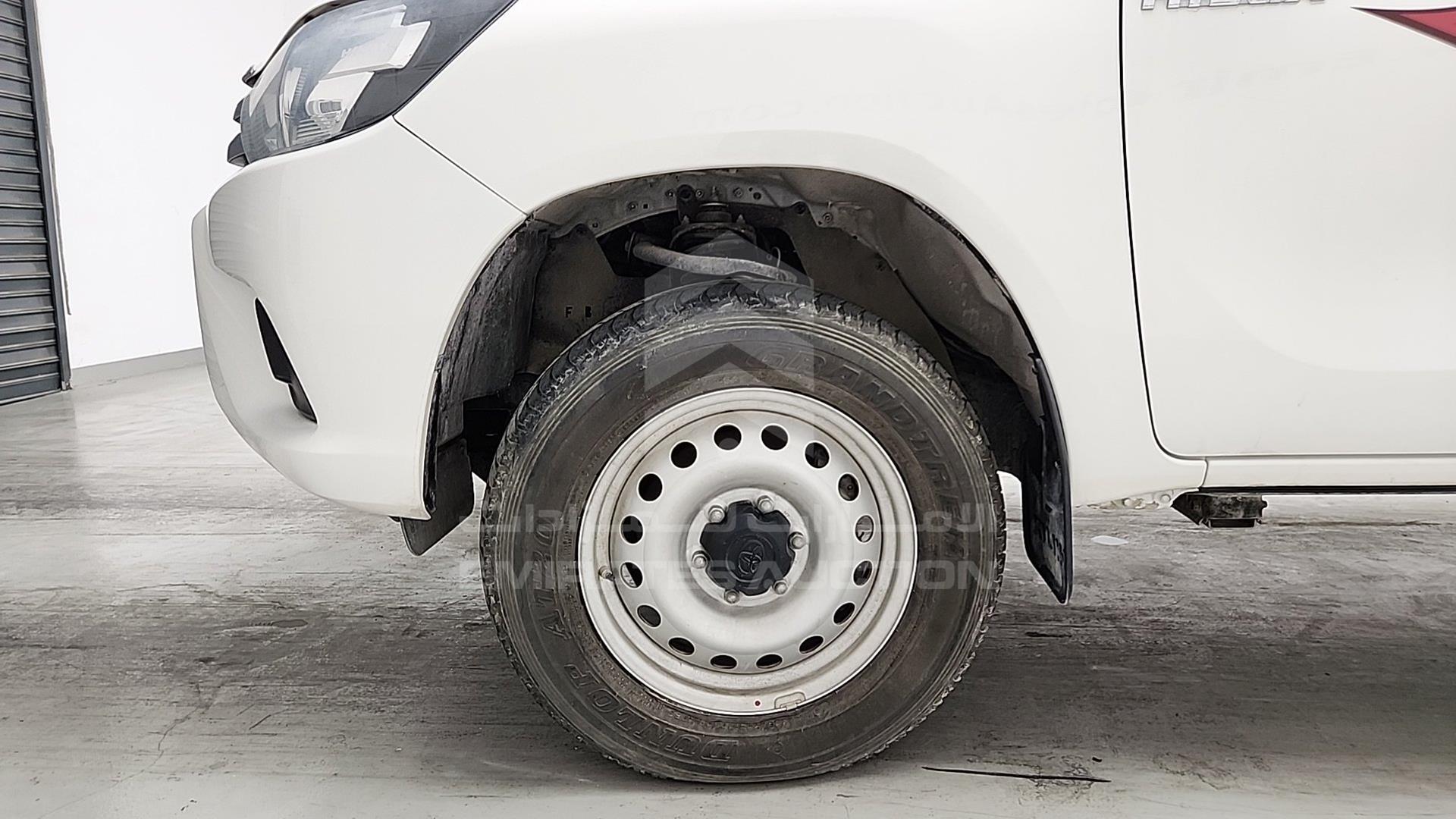 2023 TOYOTA HILUX VIN: MR0DB9CD1P5161745