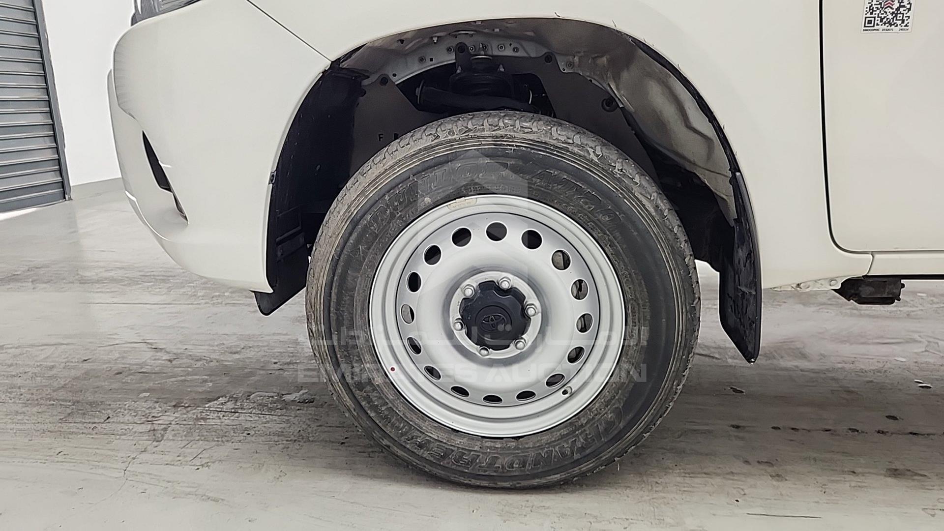 2023 TOYOTA HILUX VIN: MR0DB9CD9P5004089