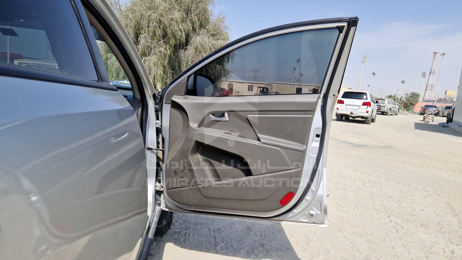 2011 KIA SPORTAGE VIN: KNAPB8116B7030318