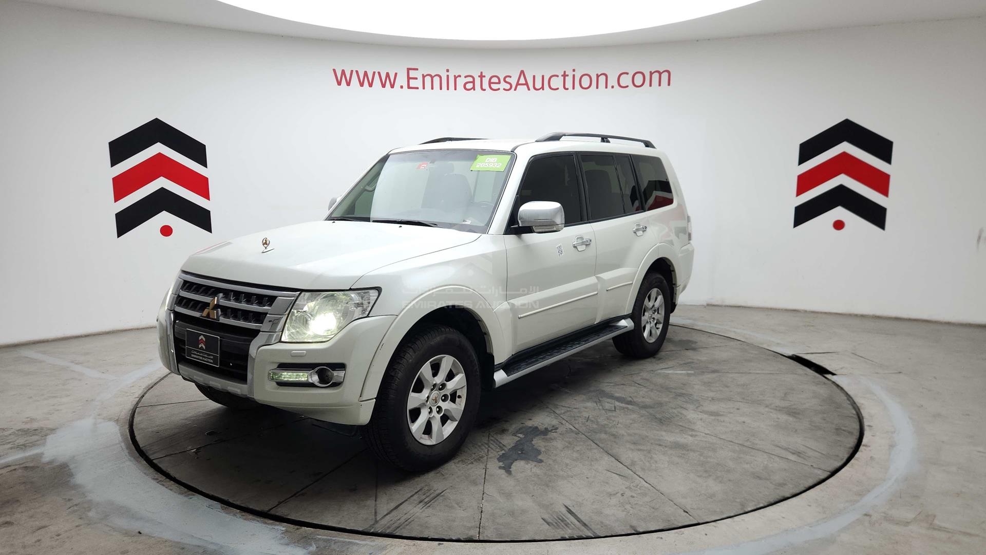 2020 MITSUBISHI PAJERO VIN: JE4MR62M0LJ703693