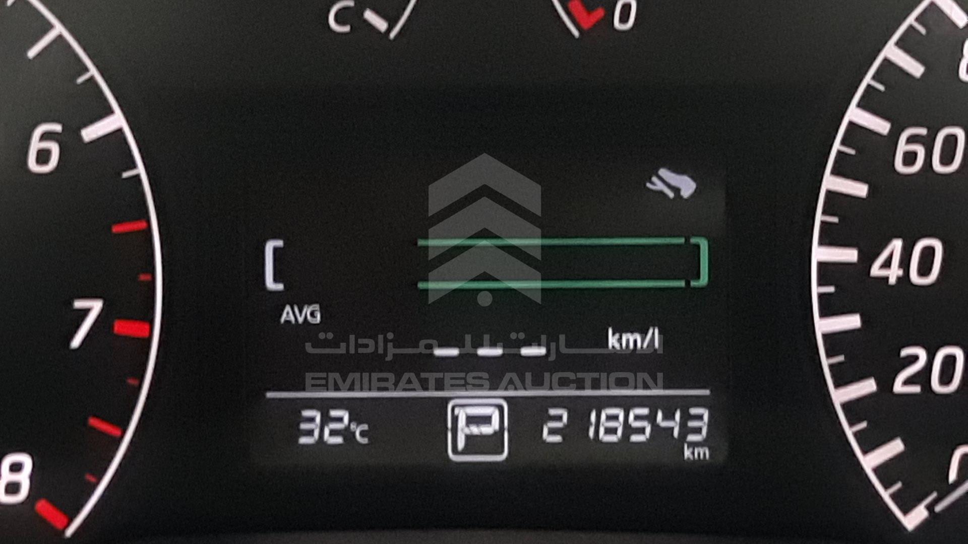 2016 NISSAN TIIDA VIN: MNTBC2C94G6010133