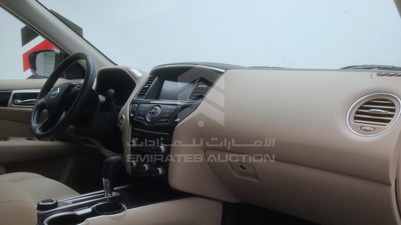 5N1DR2M53JC600144 Auction: EmiratesAuction Lot: 409004 5N1DR2M53JC600144 Nissan Pathfinder 2018 WHITE Photo 34