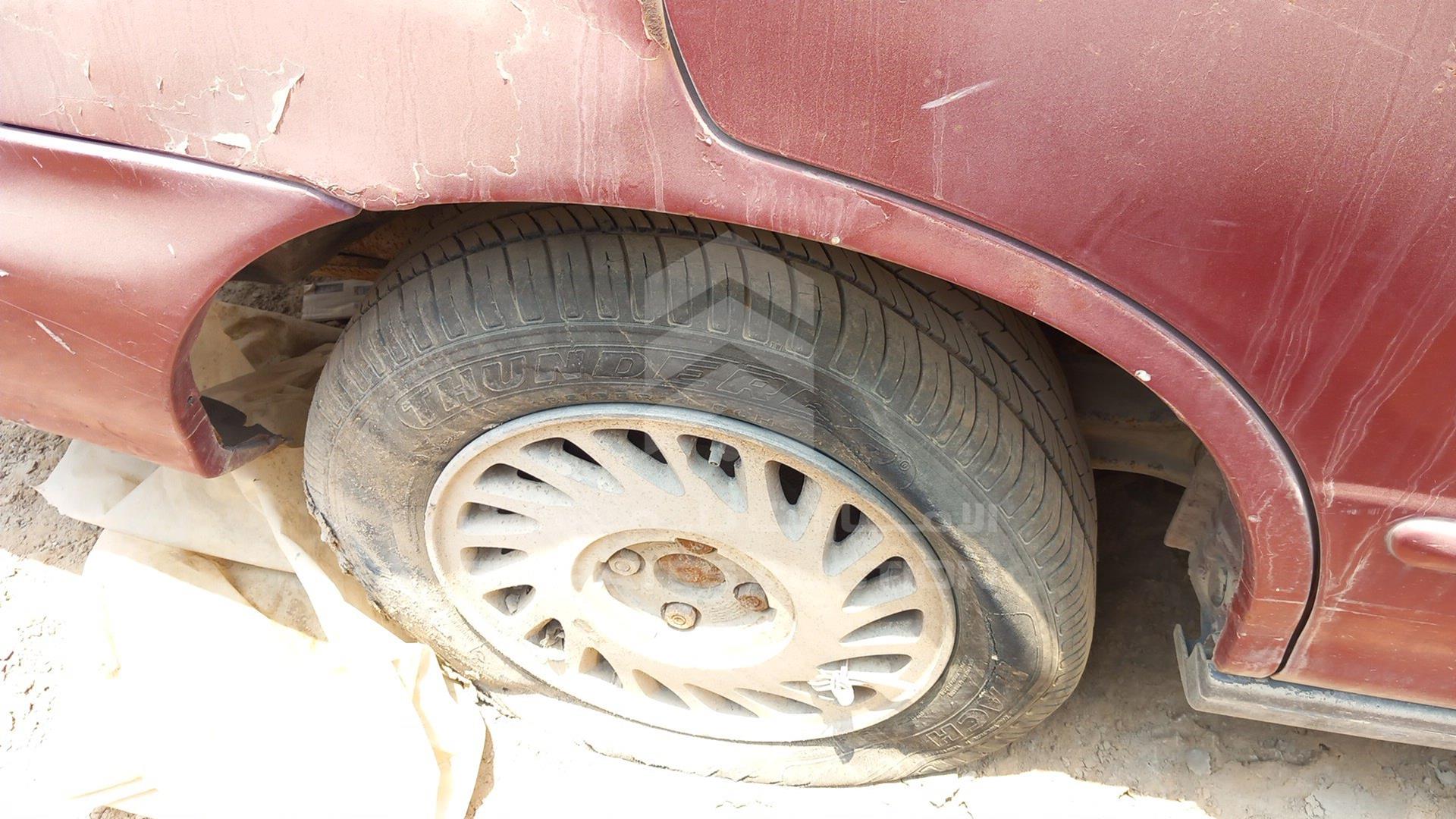 0 HONDA --- VIN: JHMDB76500S000883