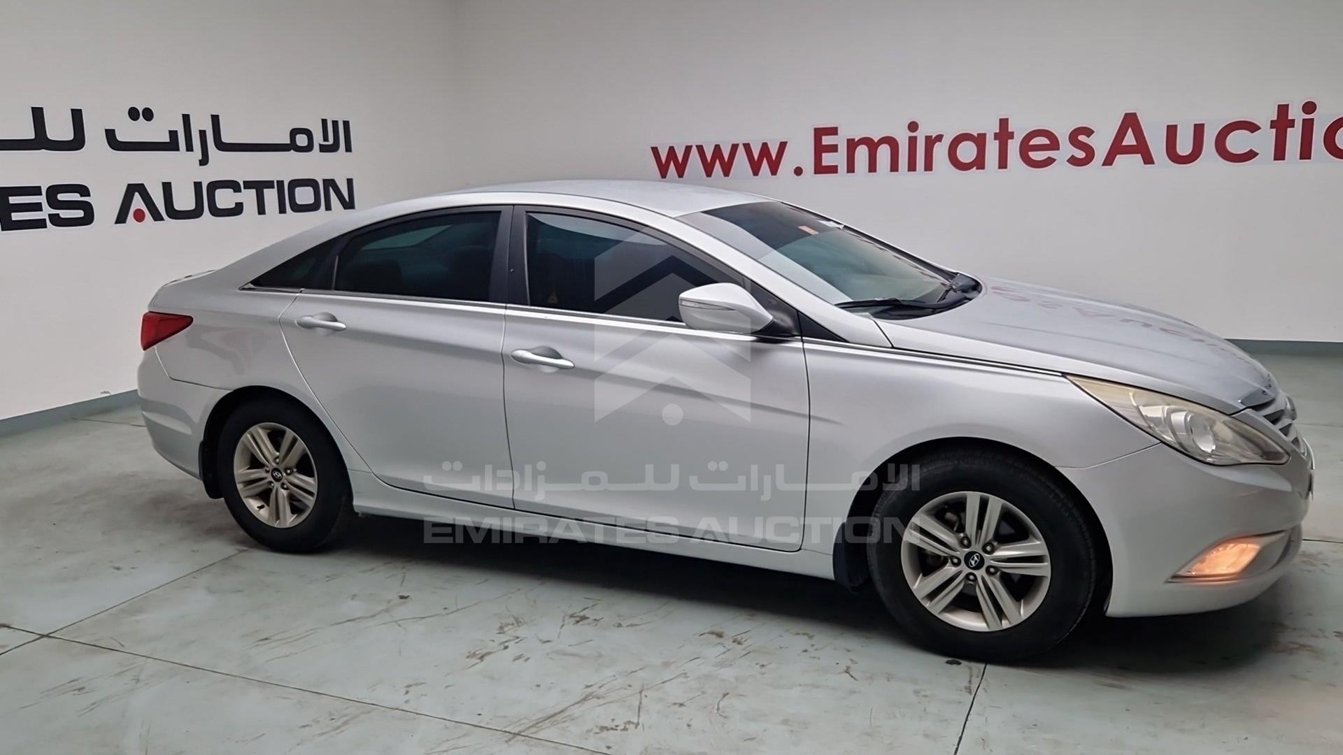 2014 HYUNDAI SONATA VIN: KMHEB41C0EA625057