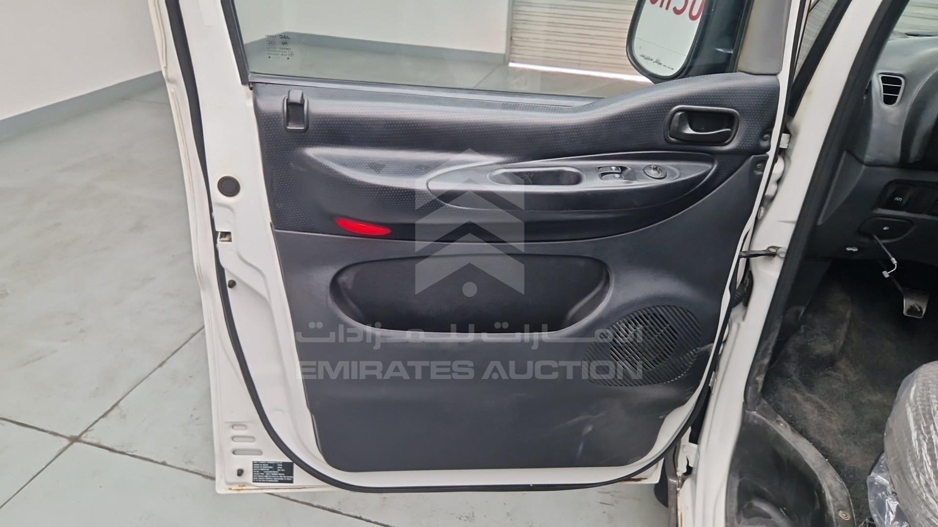 2016 JAC M1 VIN: LJ16AA332G7000159