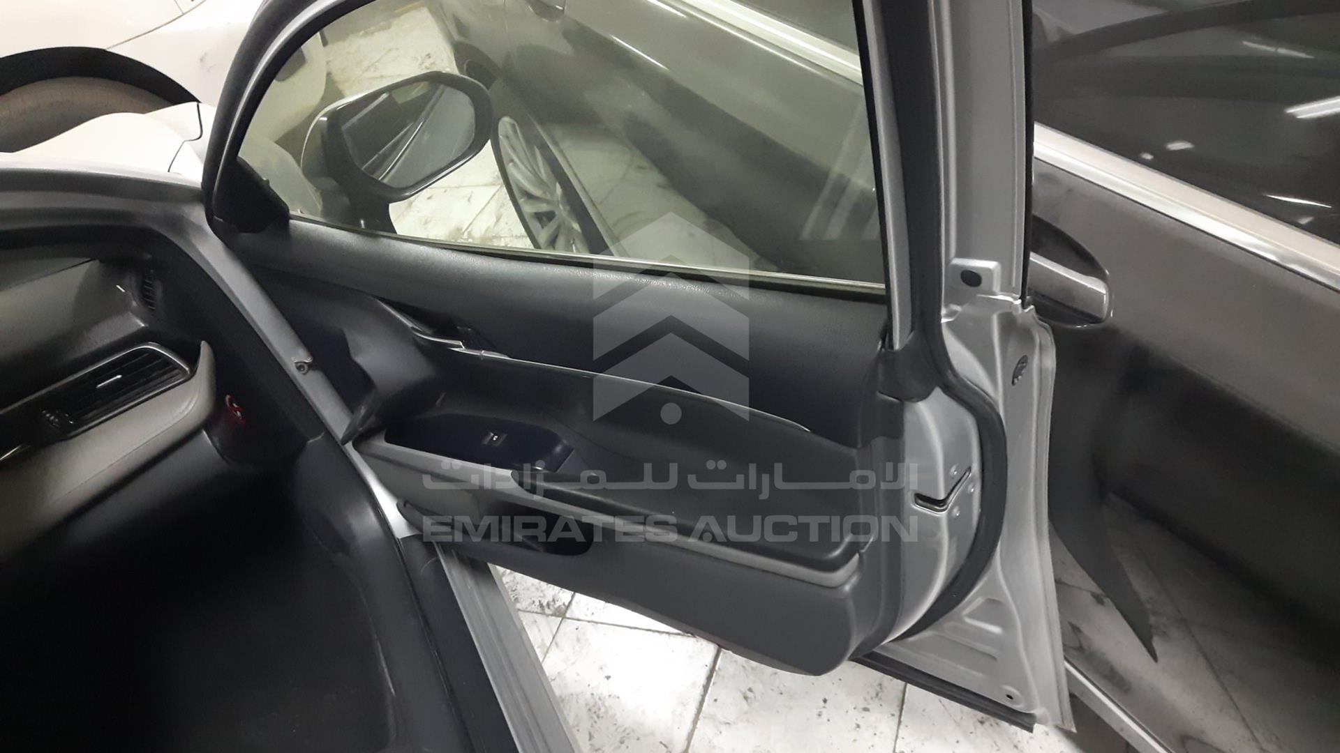 2019 TOYOTA CAMRY VIN: JTNB29HK8K3023343
