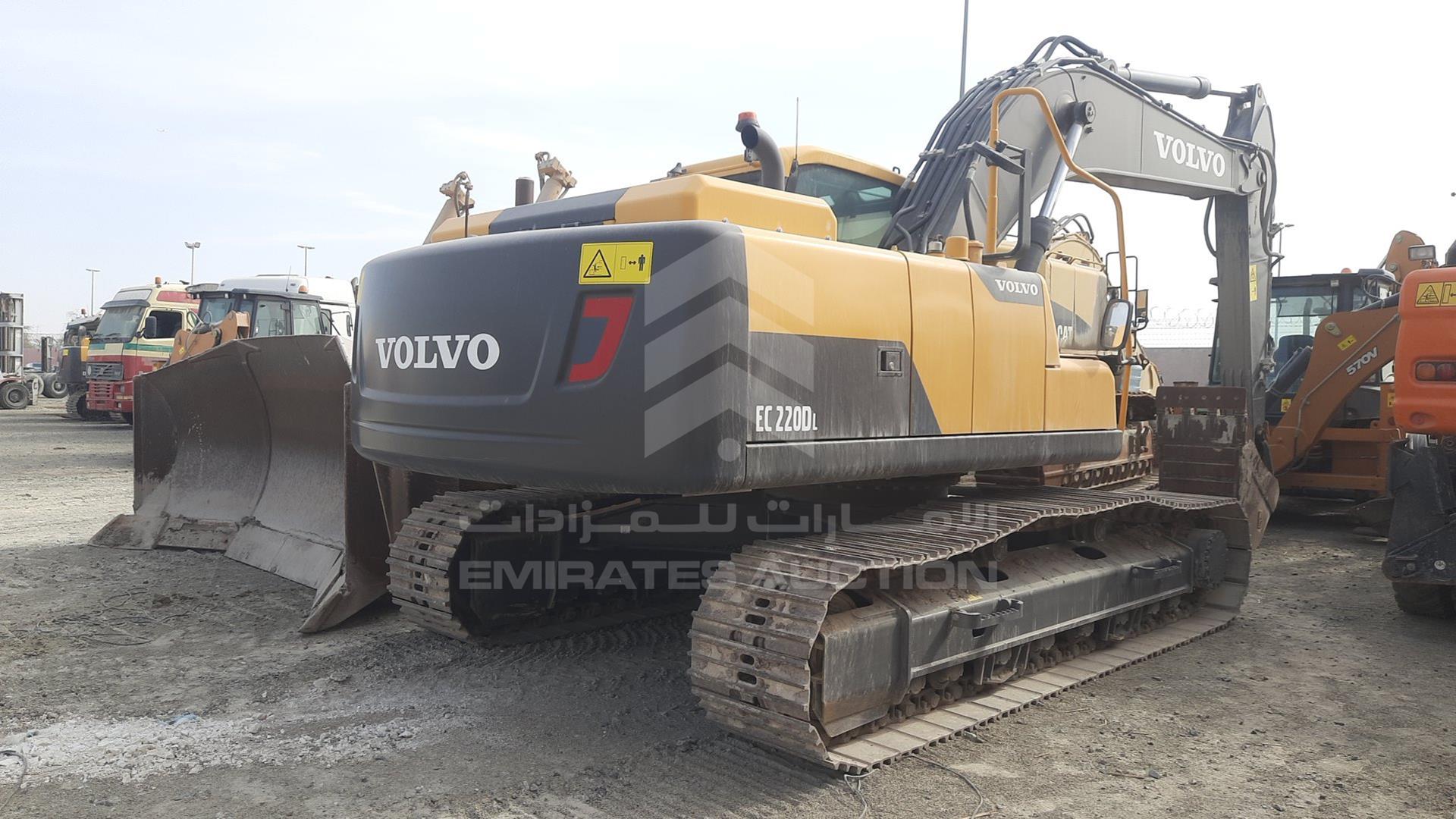 2024 VOLVO EC220DL VIN: VCEC220DE00232955