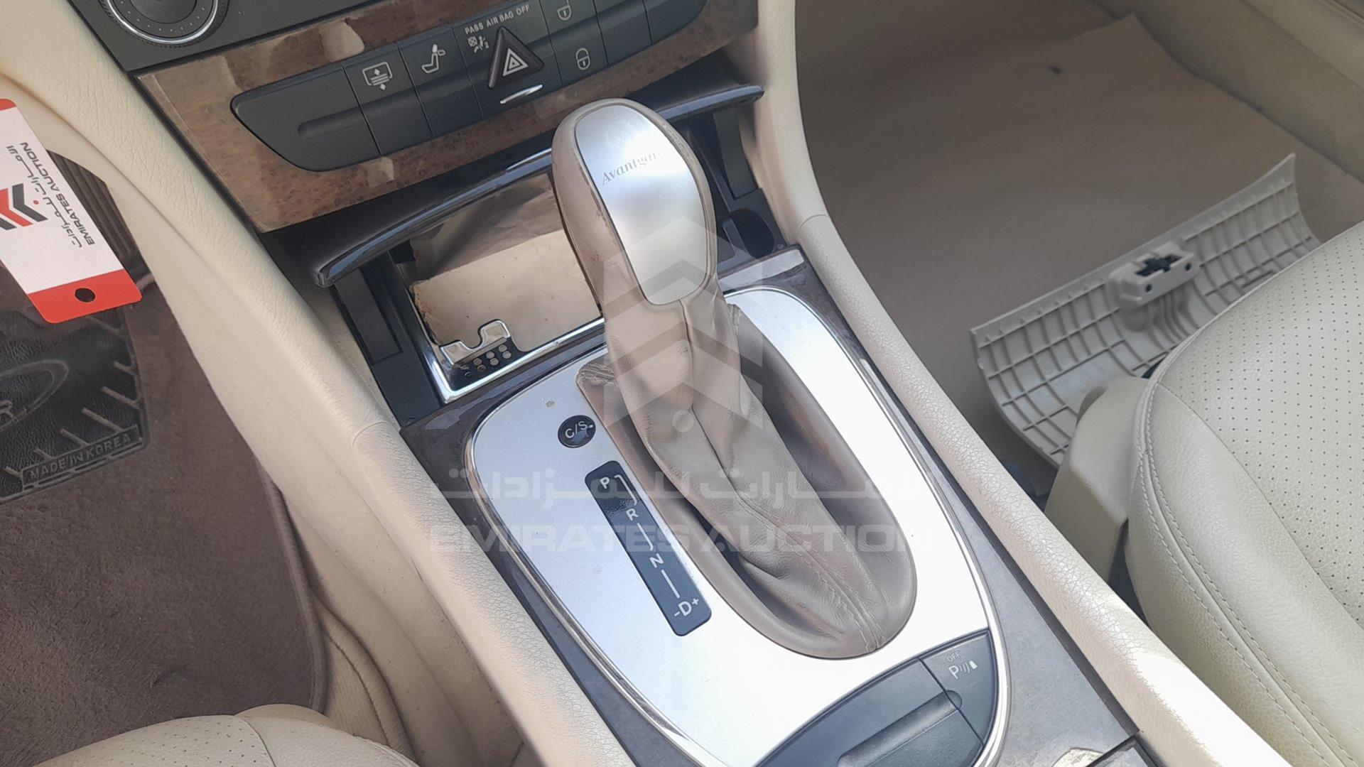 2005 MERCEDES E 240 VIN: WDB2110611A686400