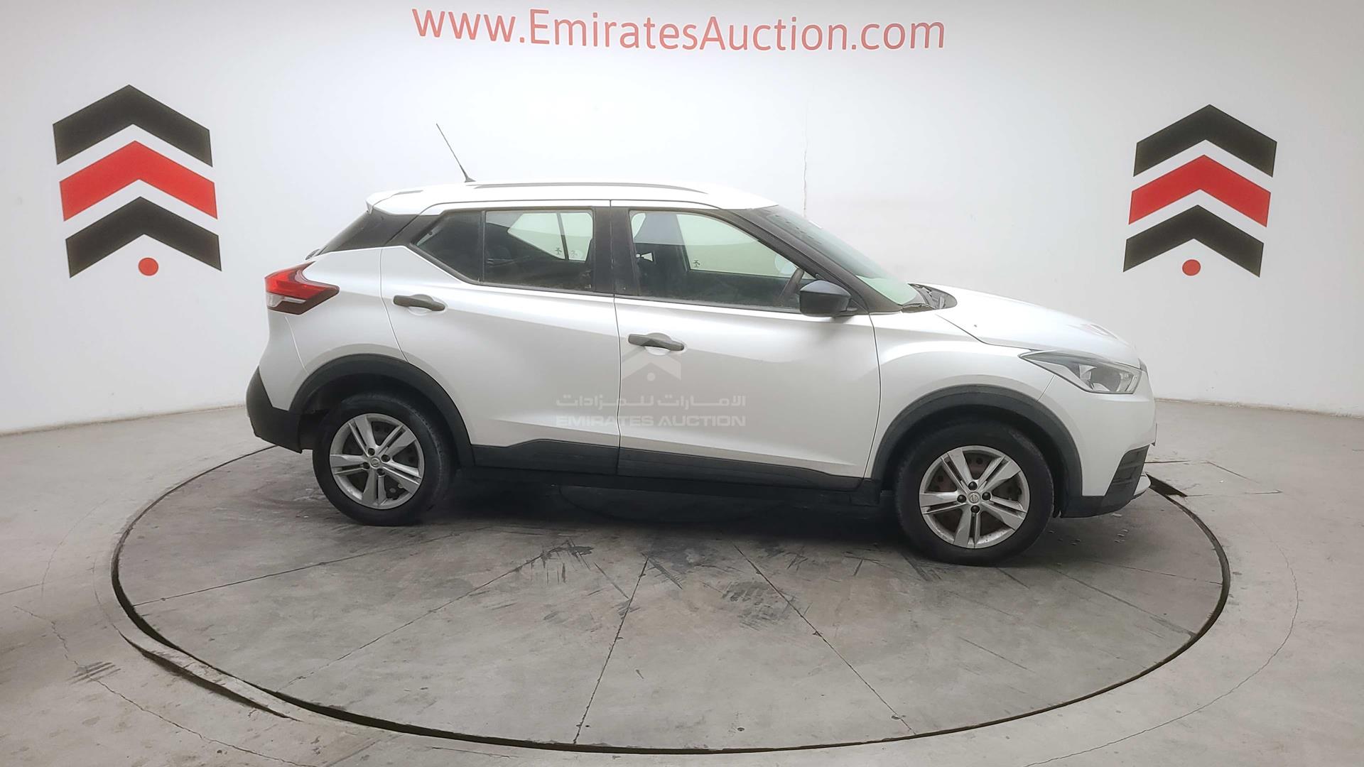 2018 NISSAN KICKS VIN: 3N1CP5C99JL467361