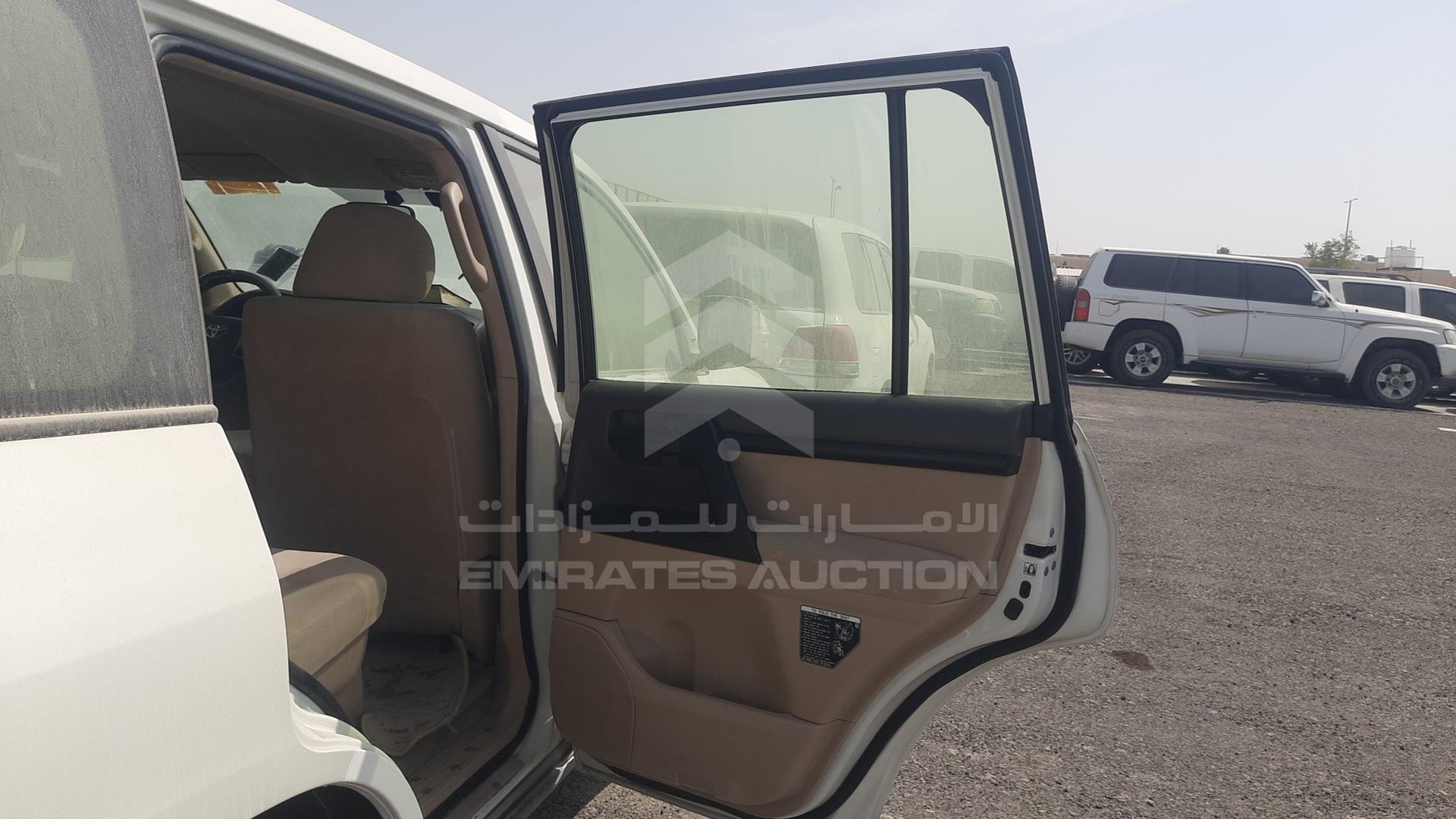 2013 TOYOTA LAND CRUISER VIN: JTMDU09J3D5071980
