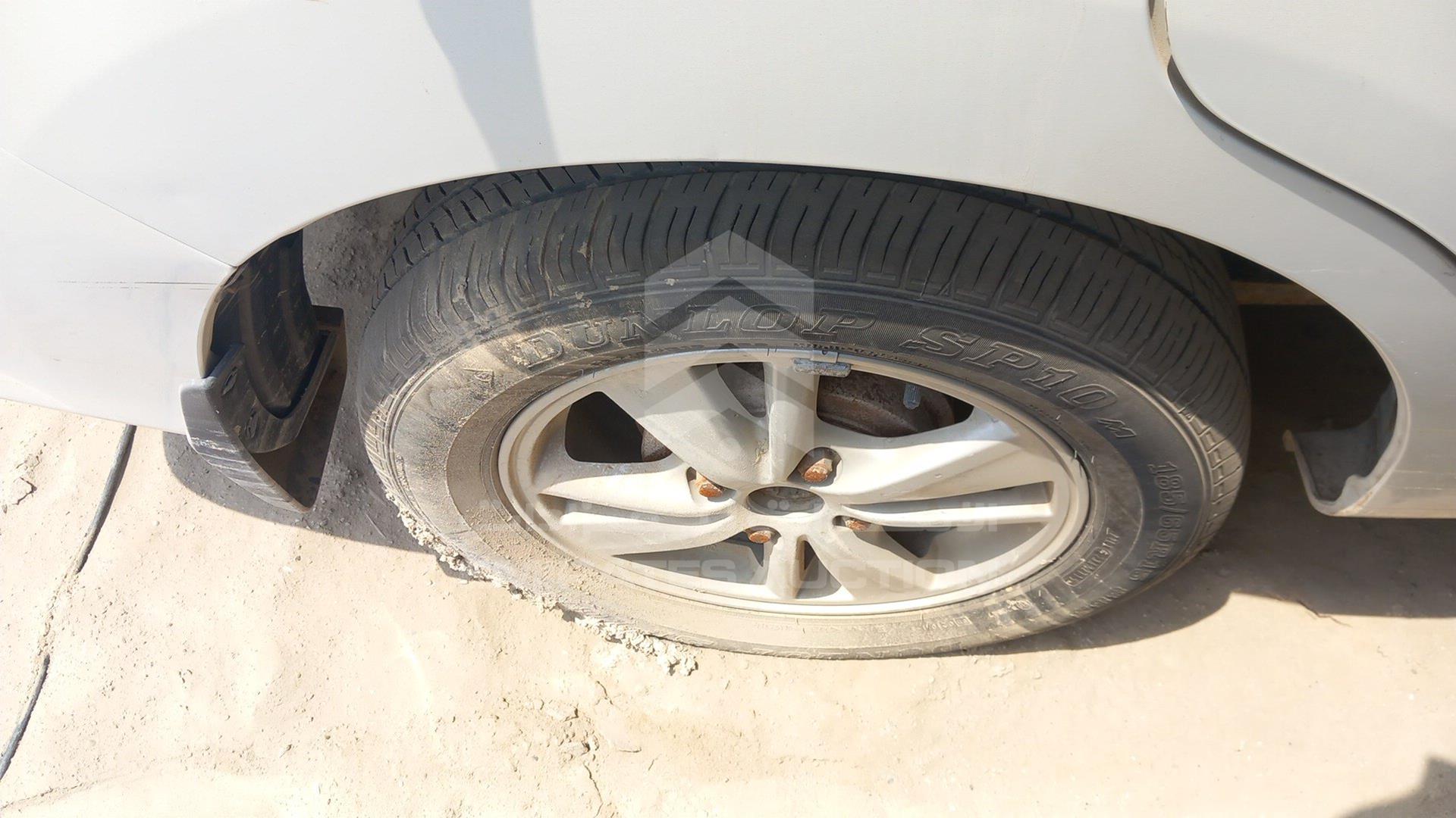 2015 TOYOTA AVANZA VIN: MHKMC13F4FK019359