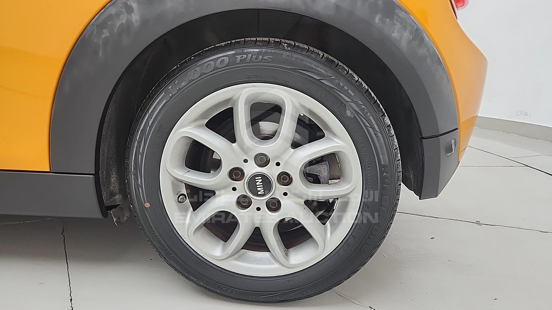 2016 MINI COOPER VIN: WMWXM5109G2A68567