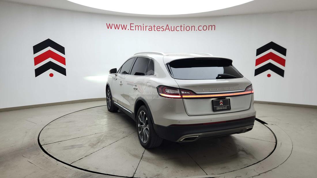 2023 Lincoln Nautilus — Rear Left Angle — Photo 8