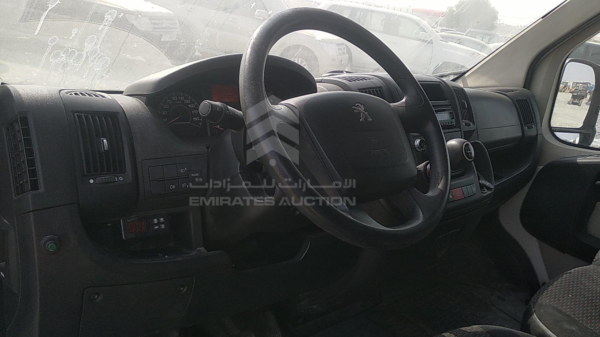 2018 PEUGEOT BOXER VIN: VF3YEZMF9J2E64023