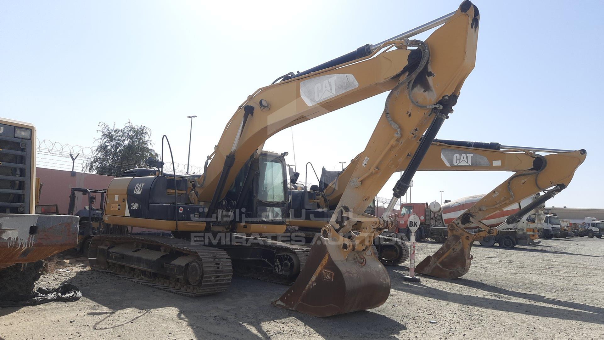 2013 CATERPILLAR 320D2L VIN: CAT0320DVDNS00296