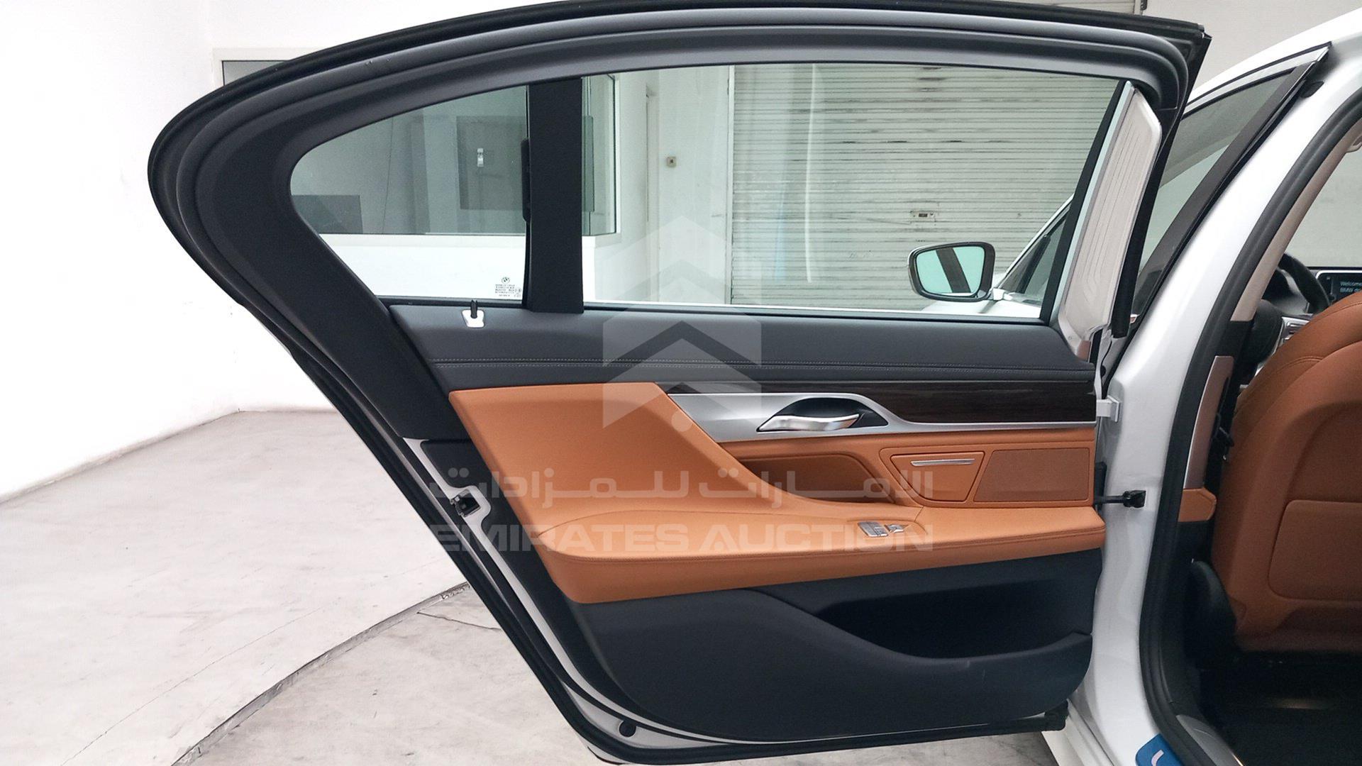 2017 BMW 740 LI VIN: WBA7E2107HG408800