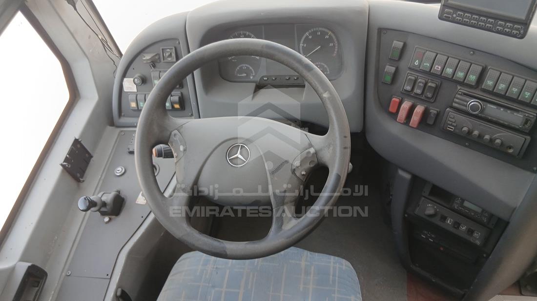 2019 Mercedes Bus — Steering & Mounted Controls — Photo 12