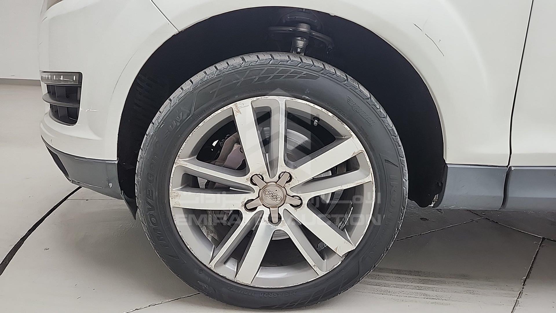 2011 AUDI Q7 VIN: WAUAGD4L6BD008768