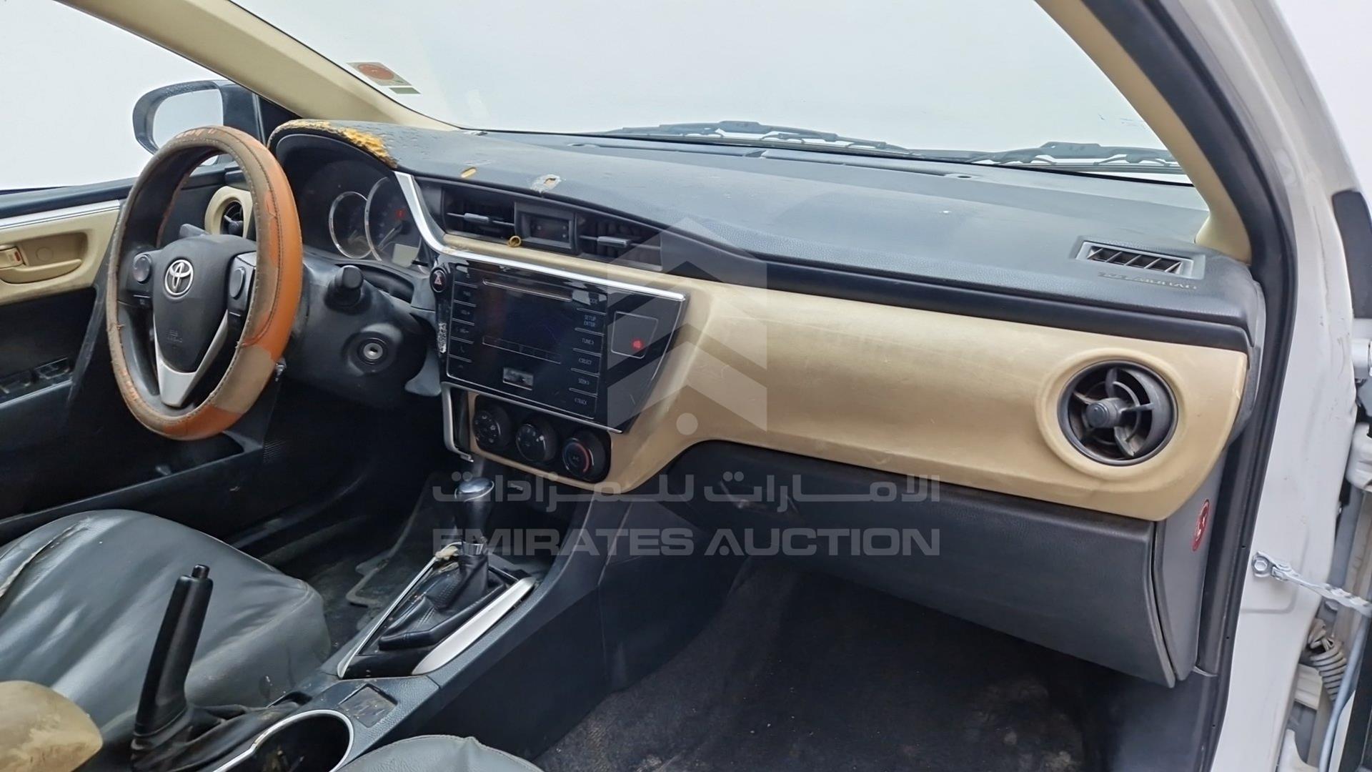 2018 TOYOTA COROLLA VIN: RKLBB9HE7J5213722