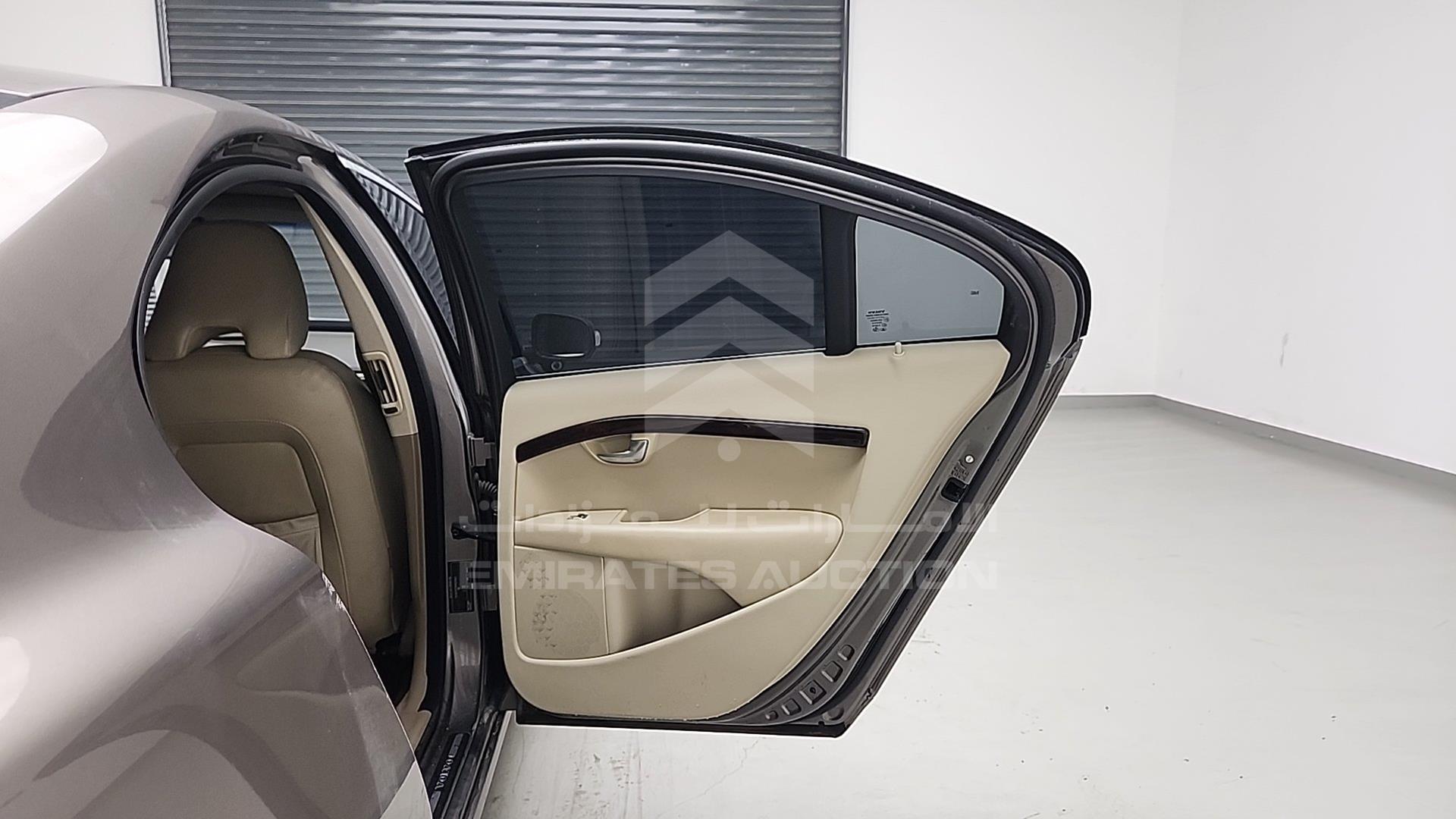 2008 VOLVO S 80 VIN: YV1AS565881076841