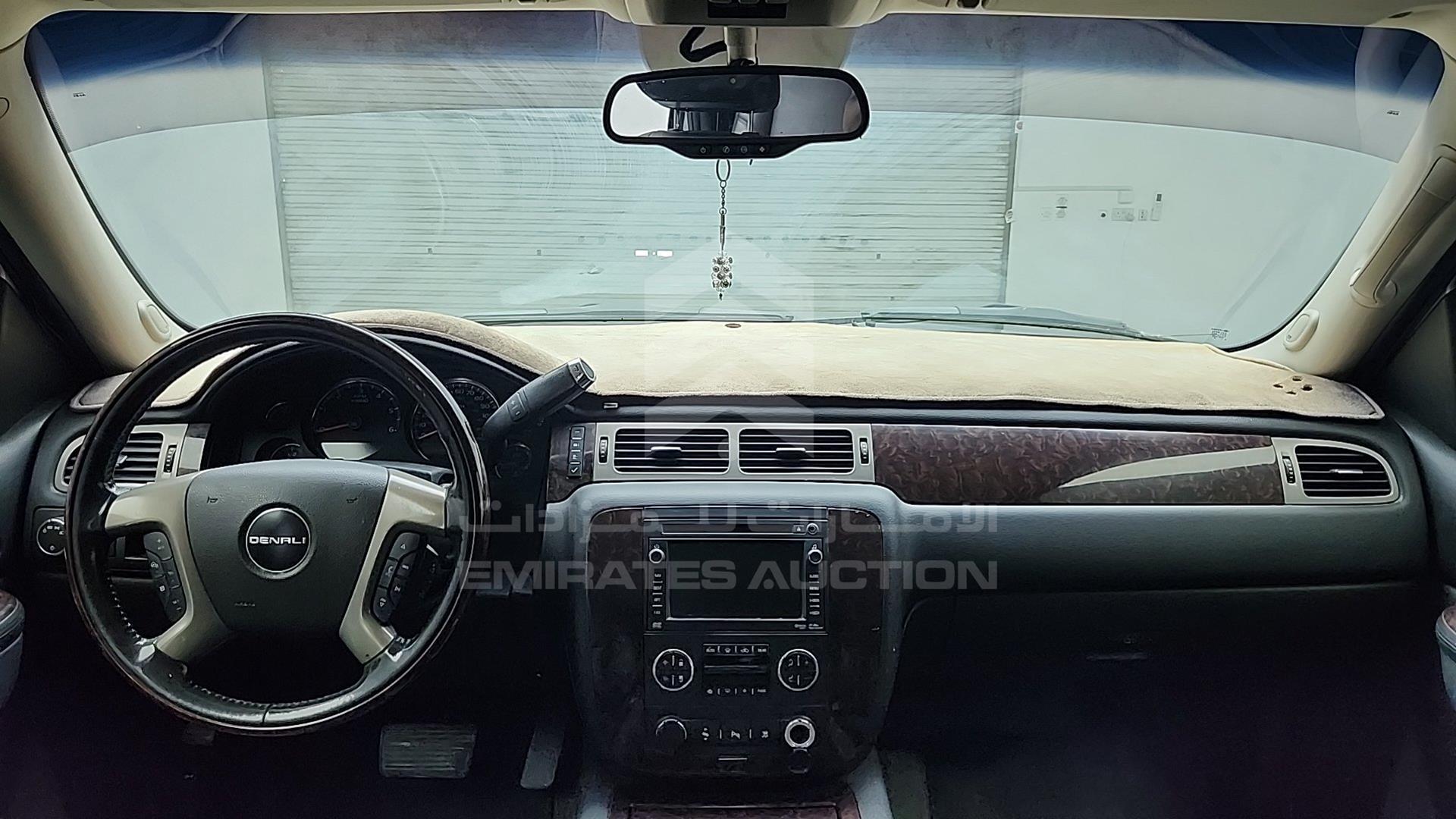 2011 GMC YUKON VIN: 1GKS2EEF0BR354052